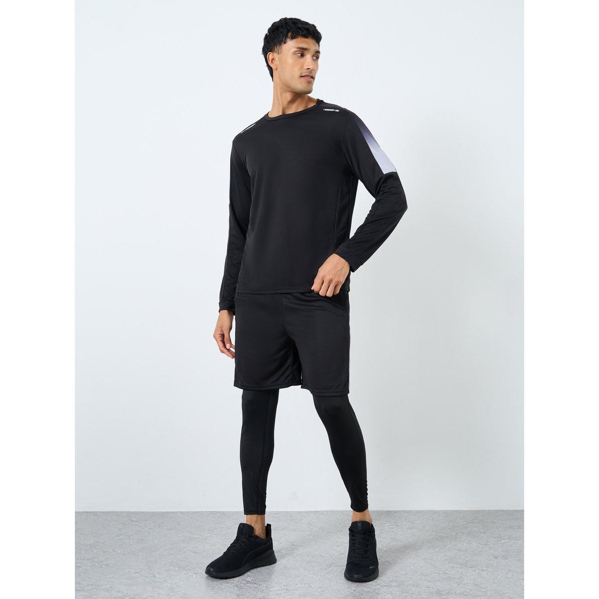 مجموعة من 3 - تيشيرت وشورت مع بنطال-men-clothing-sportswearandactivewear-tracksuits-image-2