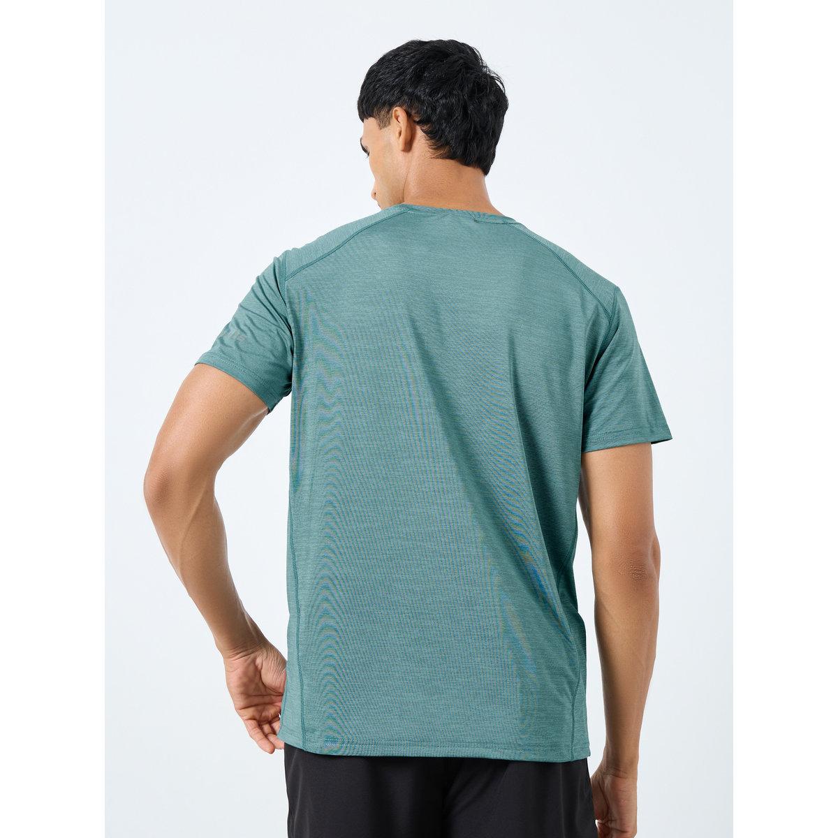 Styli Panel Detailing Quick Dry T-Shirt with Print Detail-men-clothing-sportswearandactivewear-tshirtsandpolos-image-4