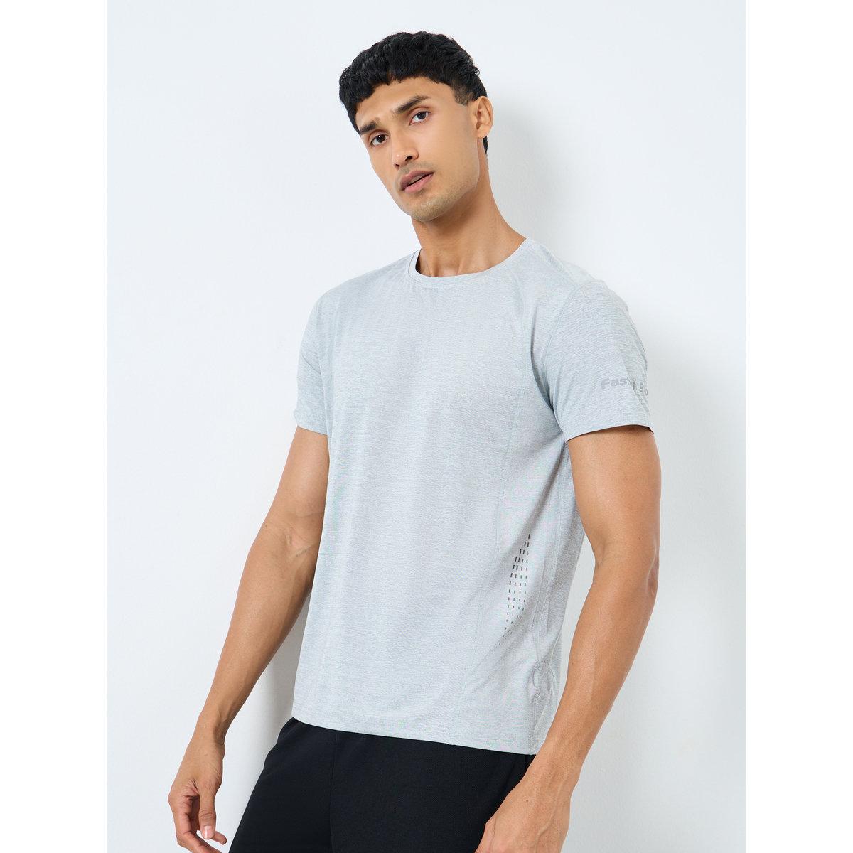 تيشيرت بتفاصيل ألواح مع طباعة-men-clothing-sportswearandactivewear-tshirtsandpolos-image-1