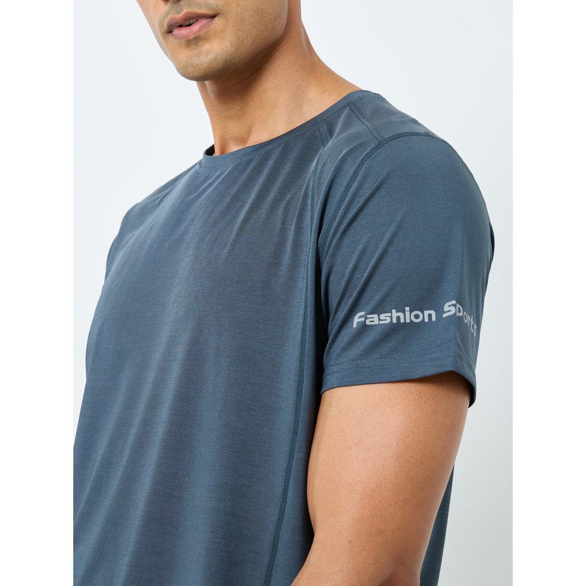 Styli Panel Detailing Quick Dry T-Shirt with Print Detail-men-clothing-sportswearandactivewear-tshirtsandpolos-image-3