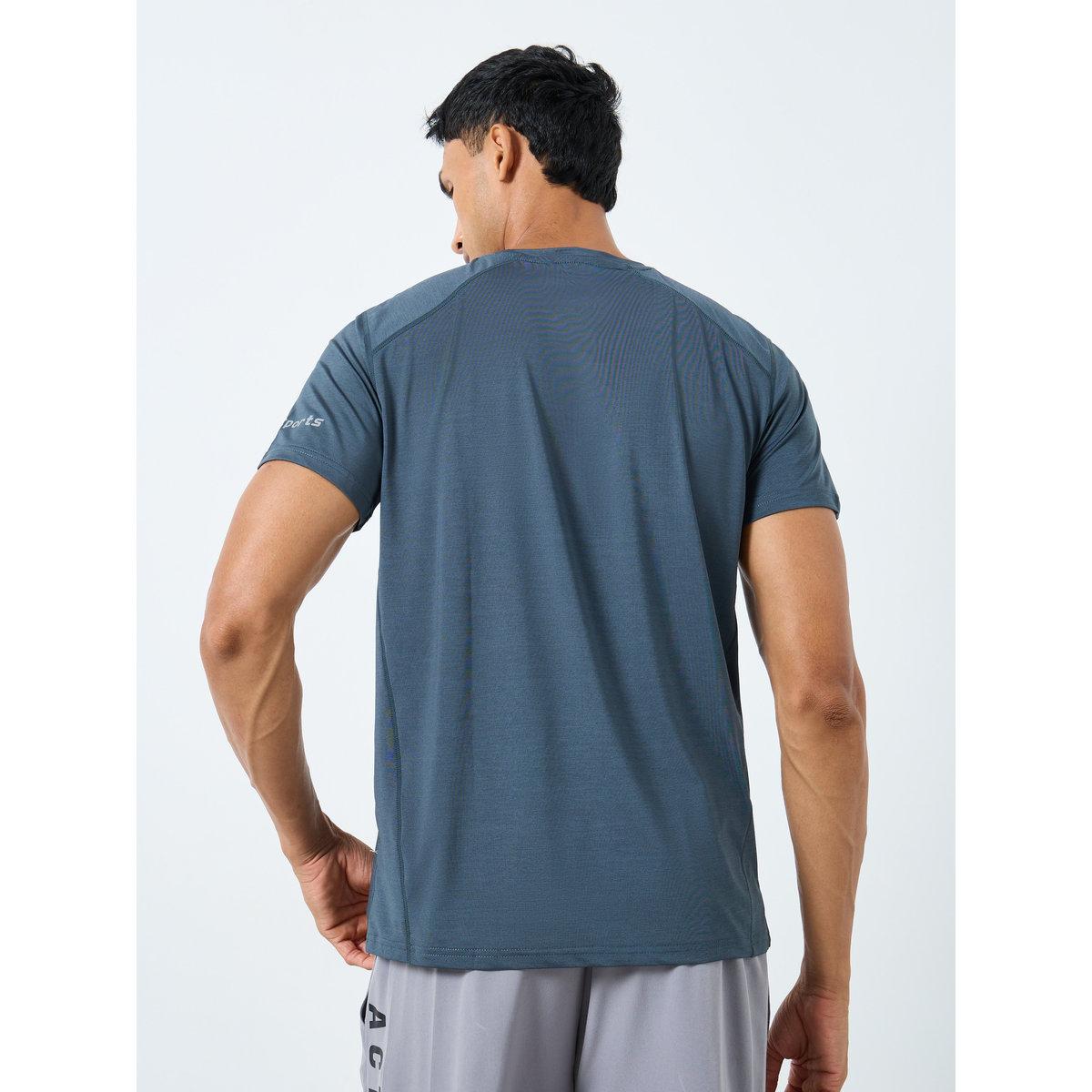 Styli Panel Detailing Quick Dry T-Shirt with Print Detail-men-clothing-sportswearandactivewear-tshirtsandpolos-image-4