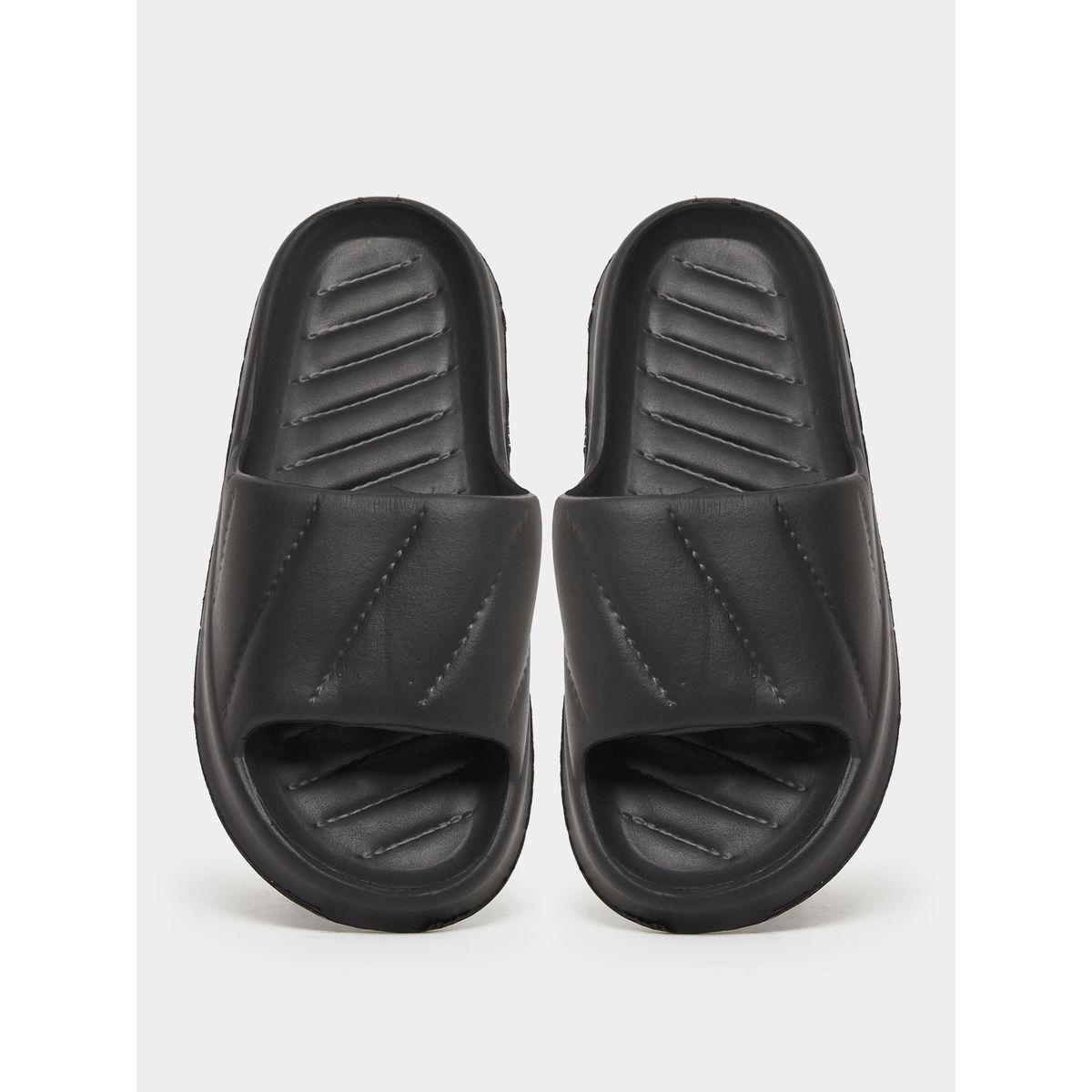 شبشب سادة سهل الارتداء-women-shoes-flipflopsandslides-image-5