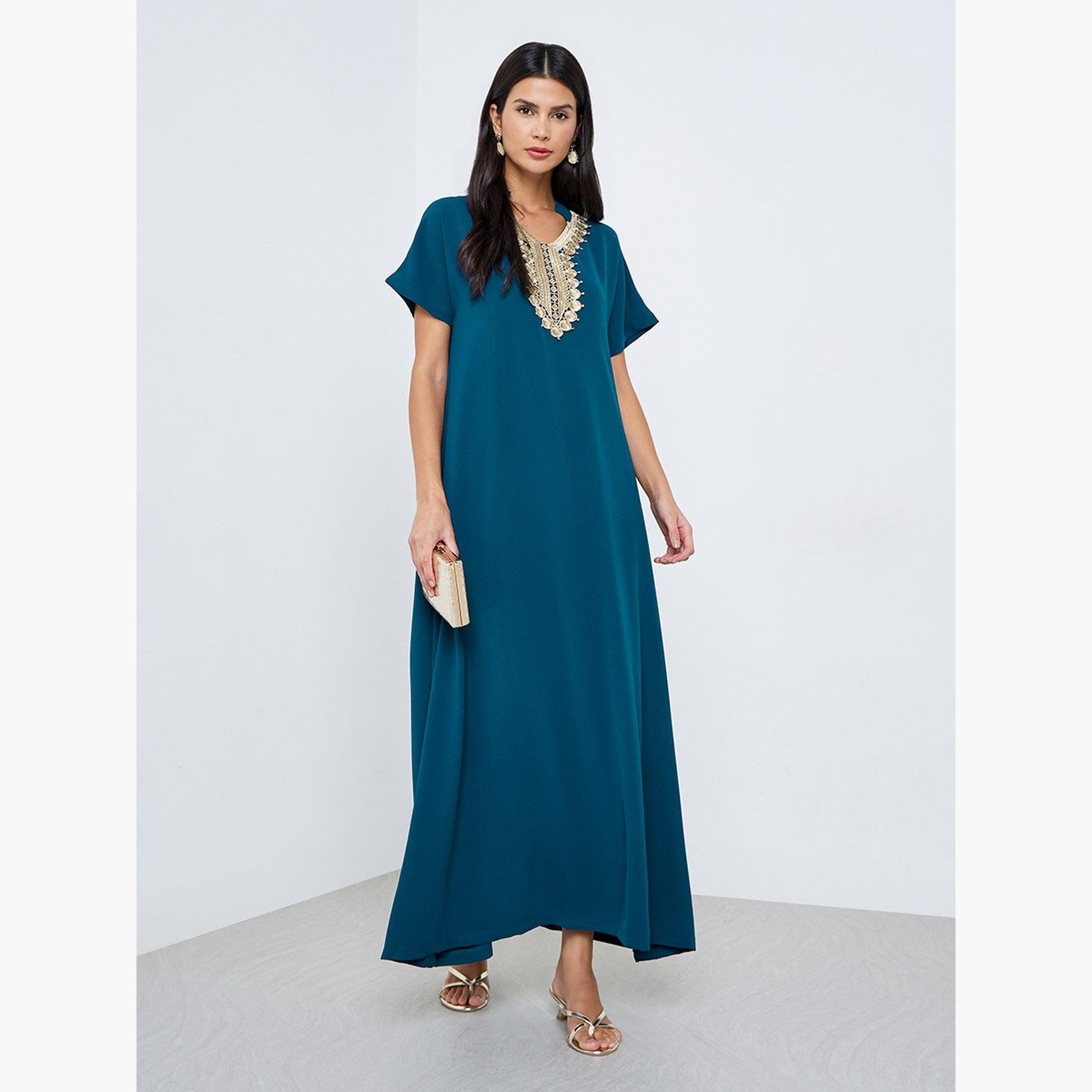 أميرة x ستايلي جلابية بتفاصيل مُطرزة-women-arabicclothing-jalabiyas-image-1