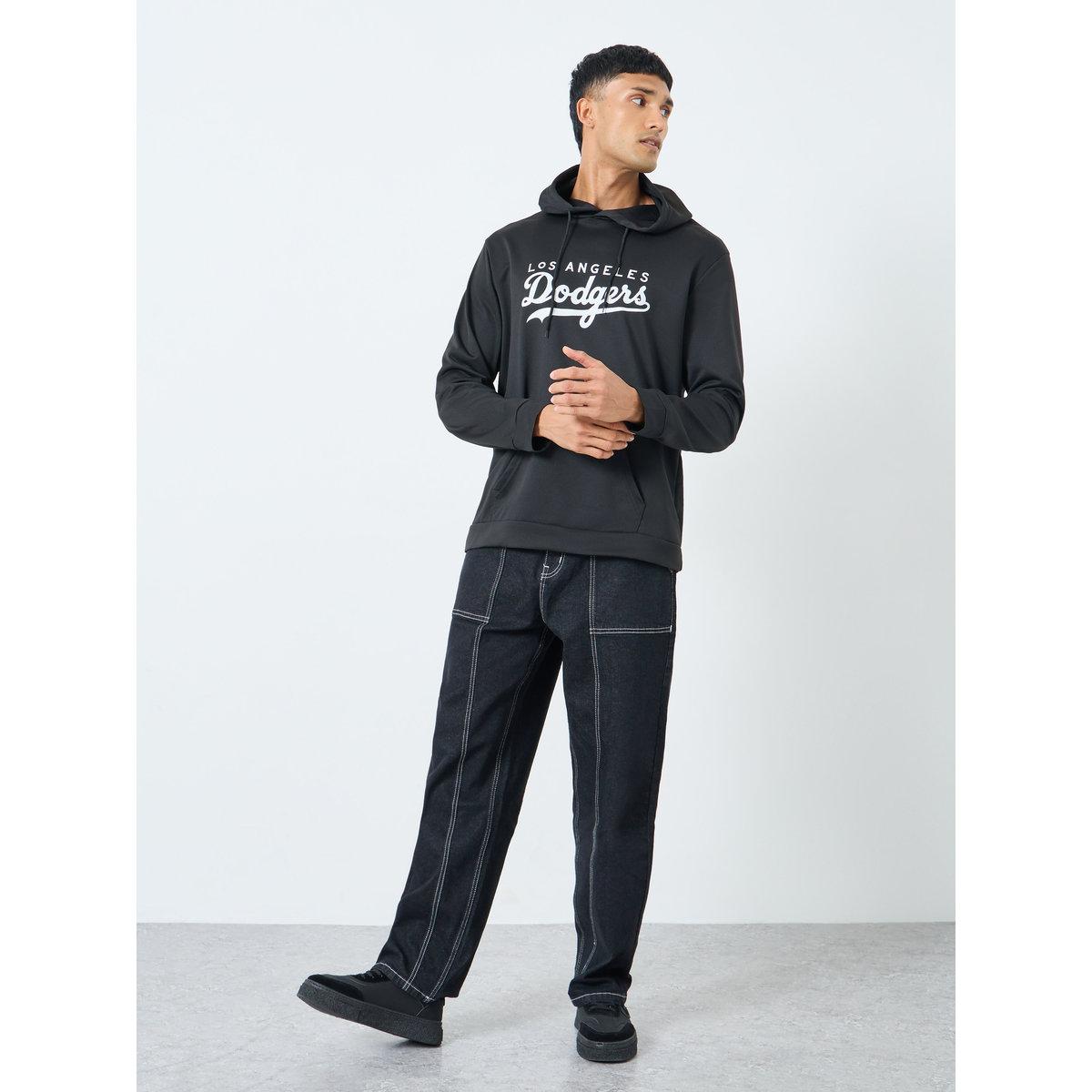 بنطال جينز بقصة واسعة-men-clothing-bottoms-jeans-image-2