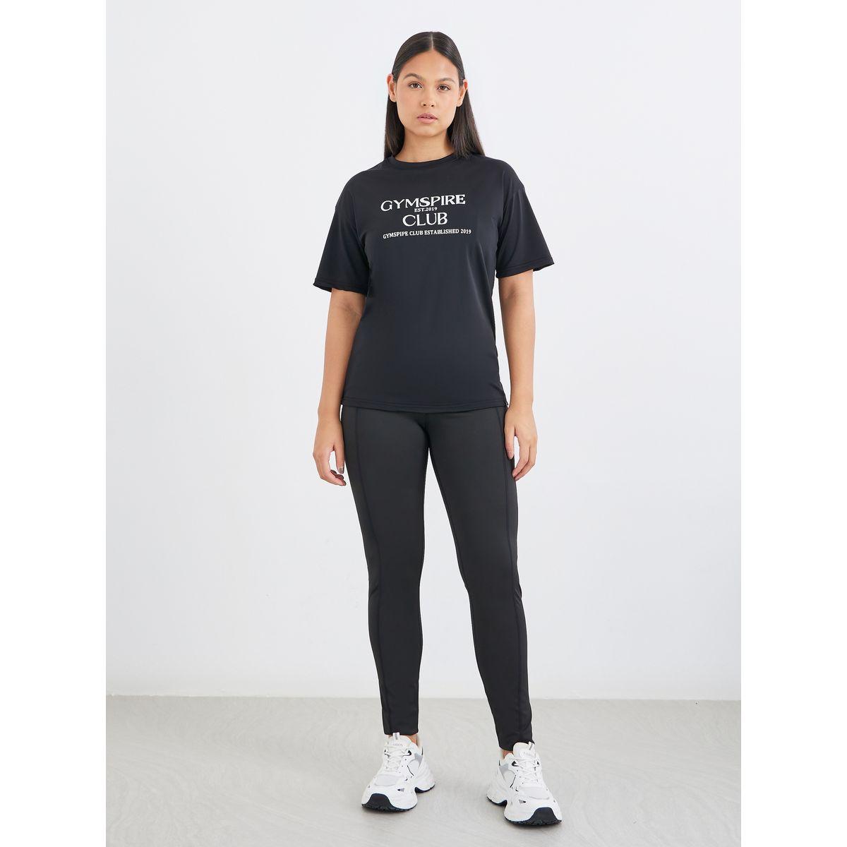 بلوزة بطبعة كتابة-women-clothing-sportswearandactivewear-tshirtsandvests-image-1