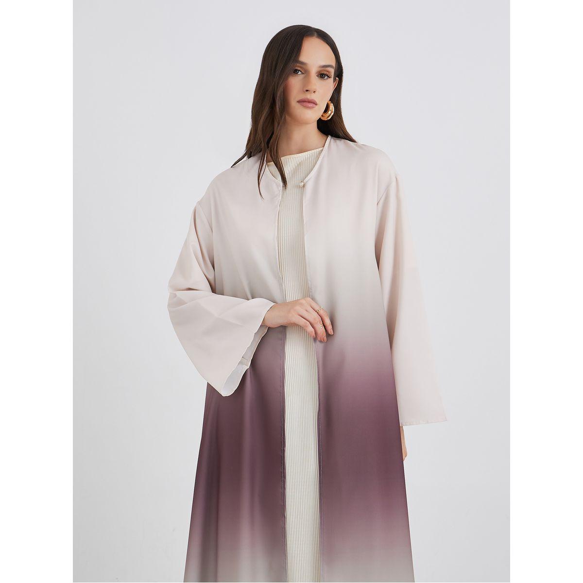 أميرة x ستايلي عباية بطبعة أمبر وتفاصيل زر-women-arabicclothing-abayas-image-3