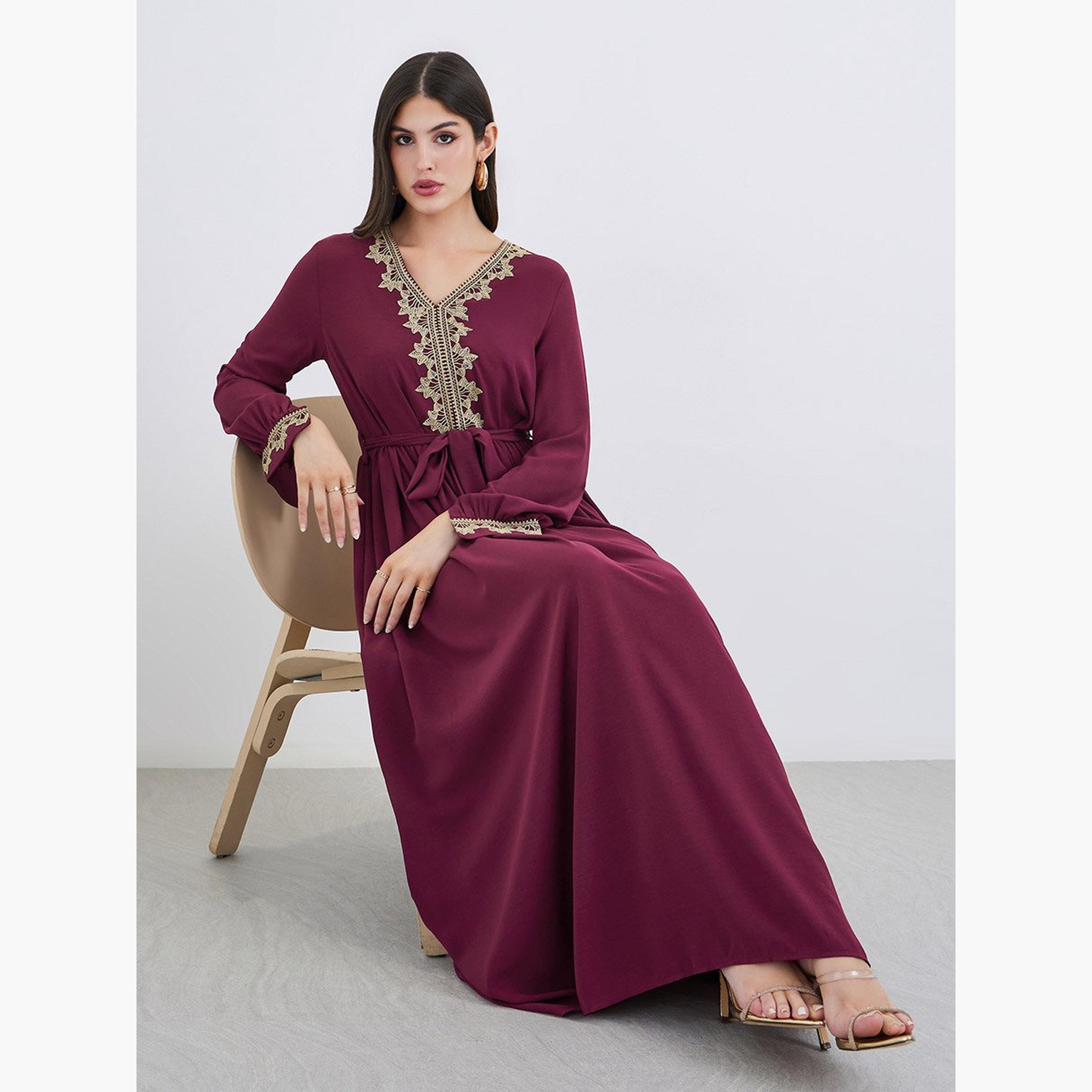 أميرة x ستايلي جلابية بتفاصيل دانتيل مع حزام-women-arabicclothing-jalabiyas-image-1