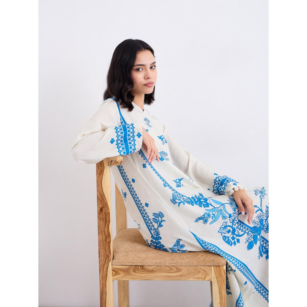 Amirah X Styli Placement Print Notch Neck A-Line Jalabiya-women-arabicclothing-jalabiyas-image-1