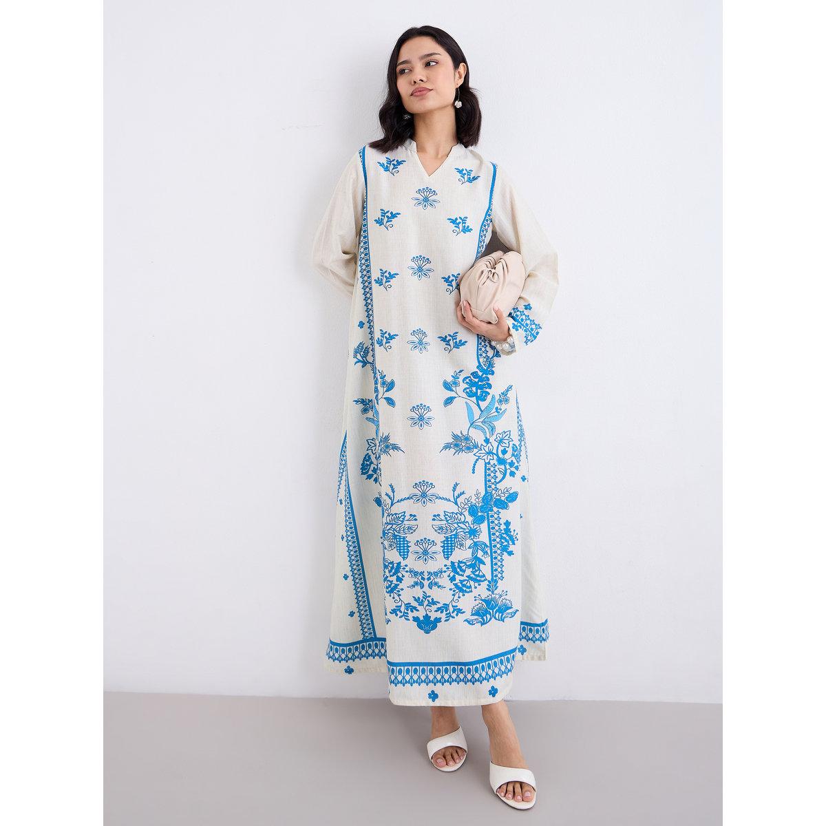 Amirah X Styli Placement Print Notch Neck A-Line Jalabiya-women-arabicclothing-jalabiyas-image-2