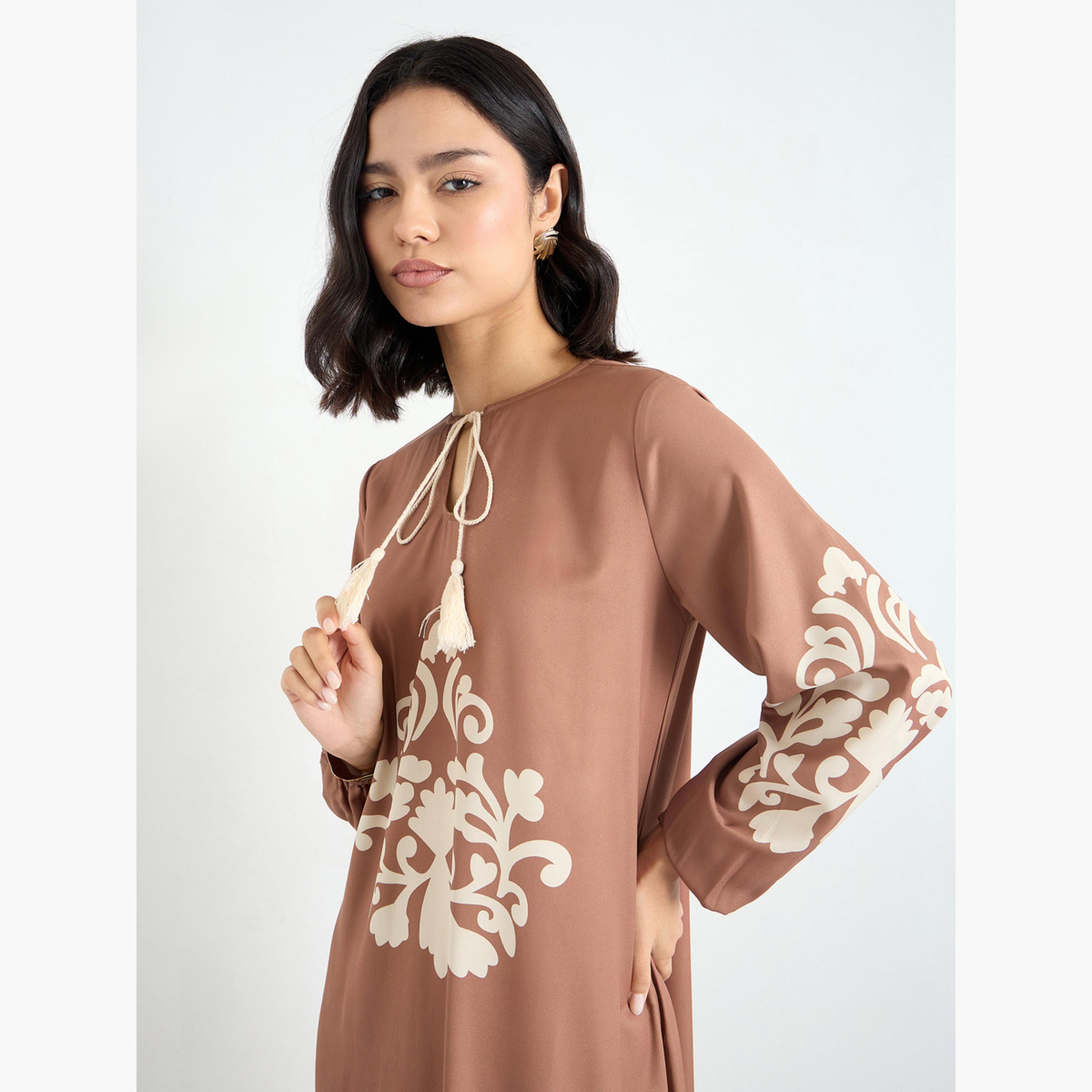 Amirah X Styli Brown Printed Tie-Up Neck A-Line Jalabiya-women-arabicclothing-jalabiyas-image-4