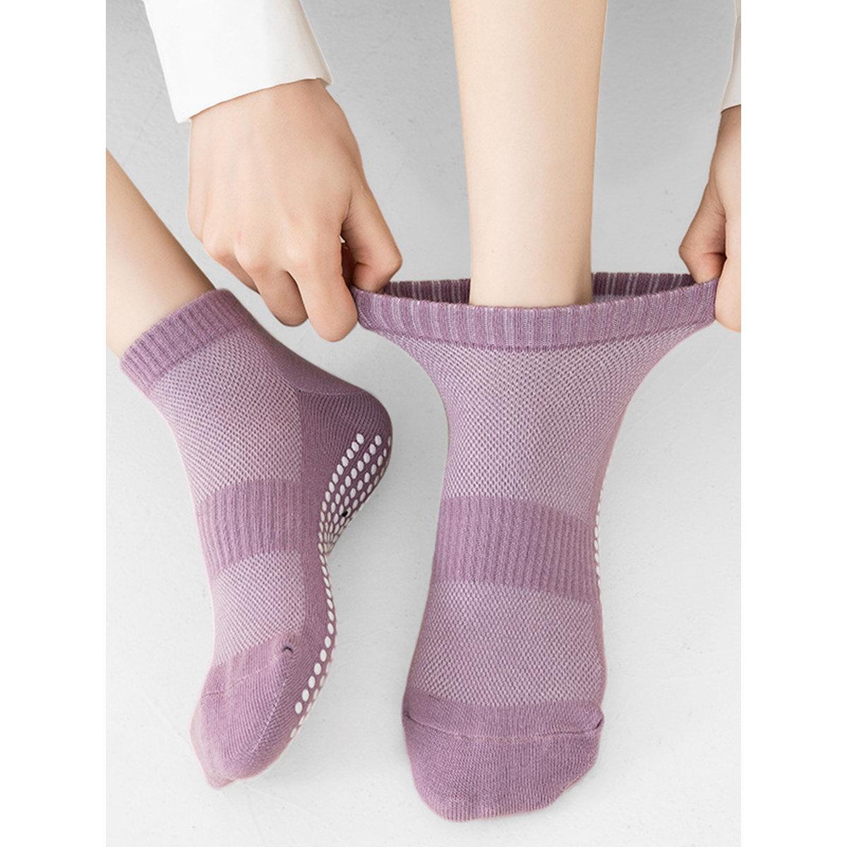 Styli Tonal Texture Silicon Base Yoga Socks-sports-gear-gym-image-1