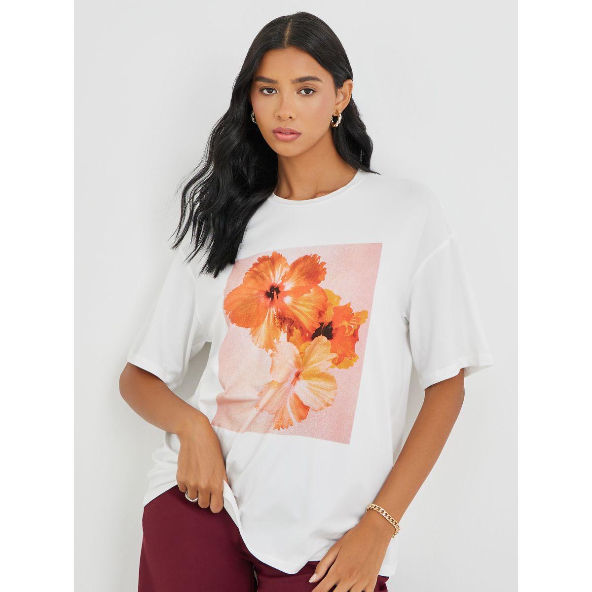تيشيرت فضفاض بطبعة جرافيك-women-clothing-tshirts-image-3