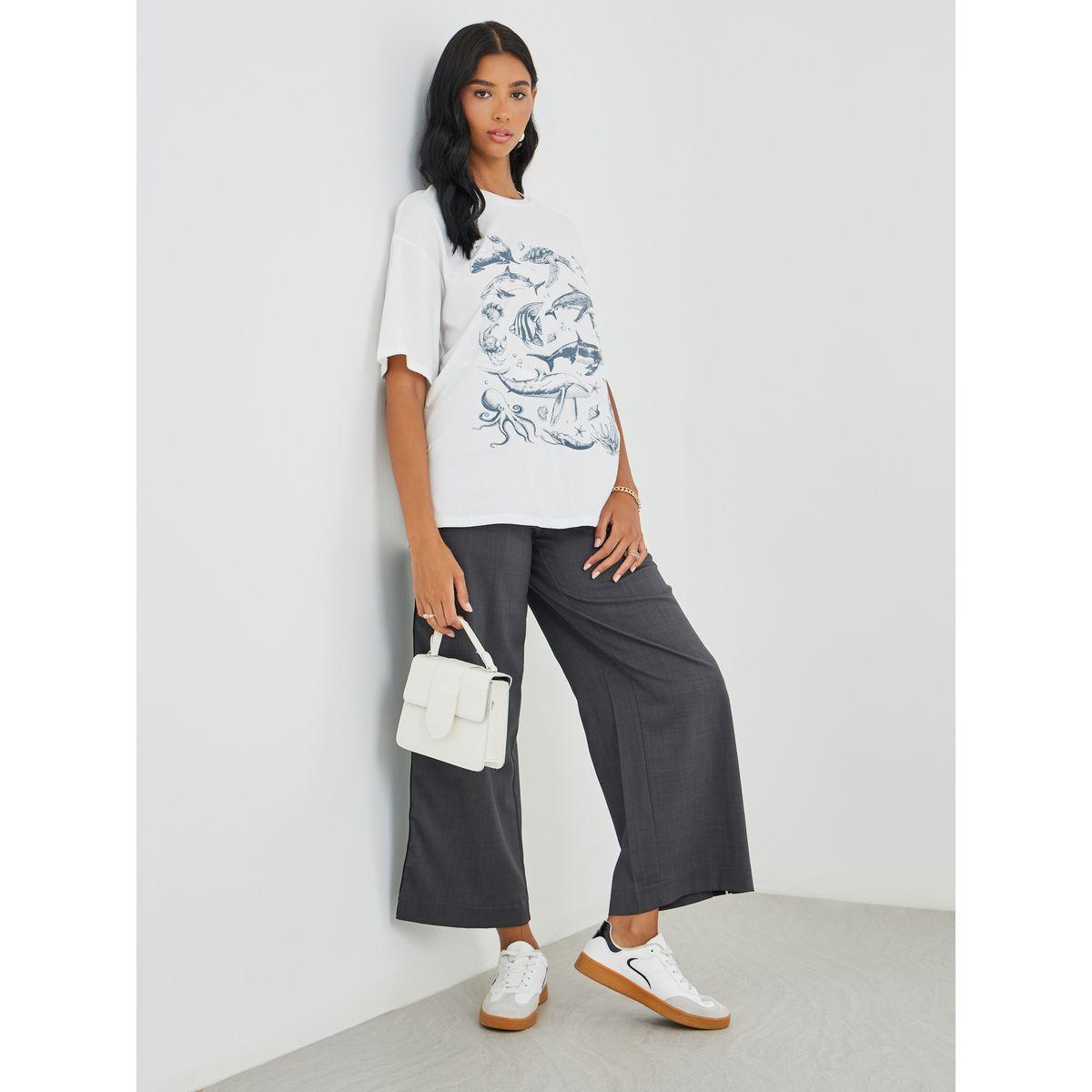 Styli Graphic Print Round Neck Oversized T-Shirt-women-clothing-tshirts-image-2