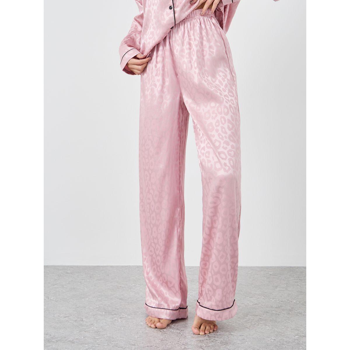 طقم من بنطال بيجاما وبلوزة بطبعة حيوان-women-clothing-nightwear-pyjamas-longsets-image-5