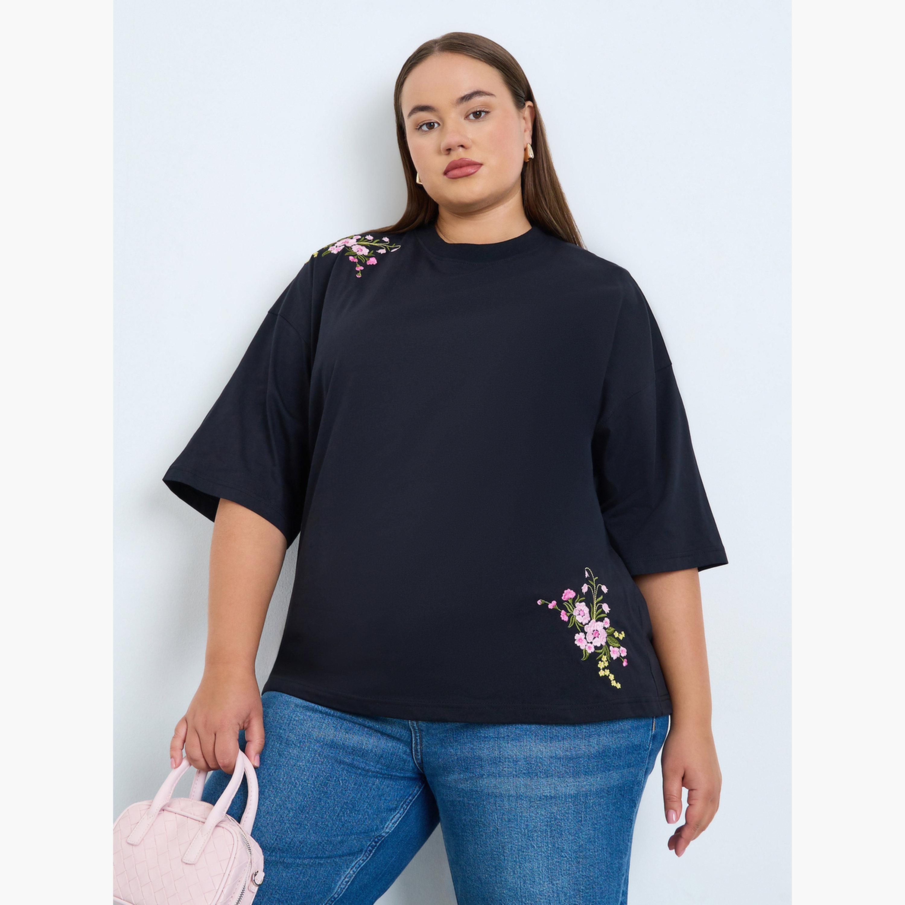 Styli Plus Size Oversized T-Shirt with Floral Embroidery-women-clothing-tshirts-image-1