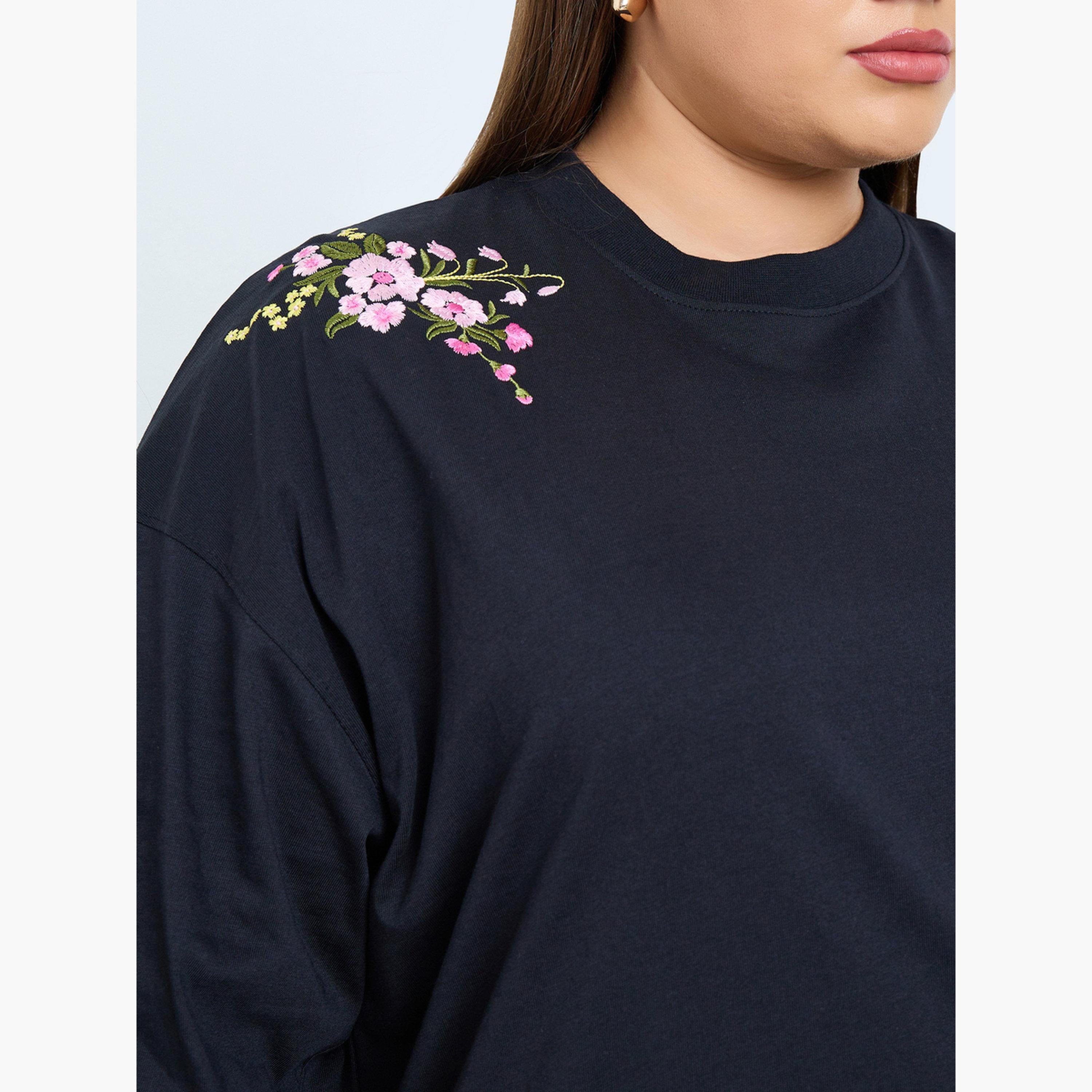 Styli Plus Size Oversized T-Shirt with Floral Embroidery-women-clothing-tshirts-image-4
