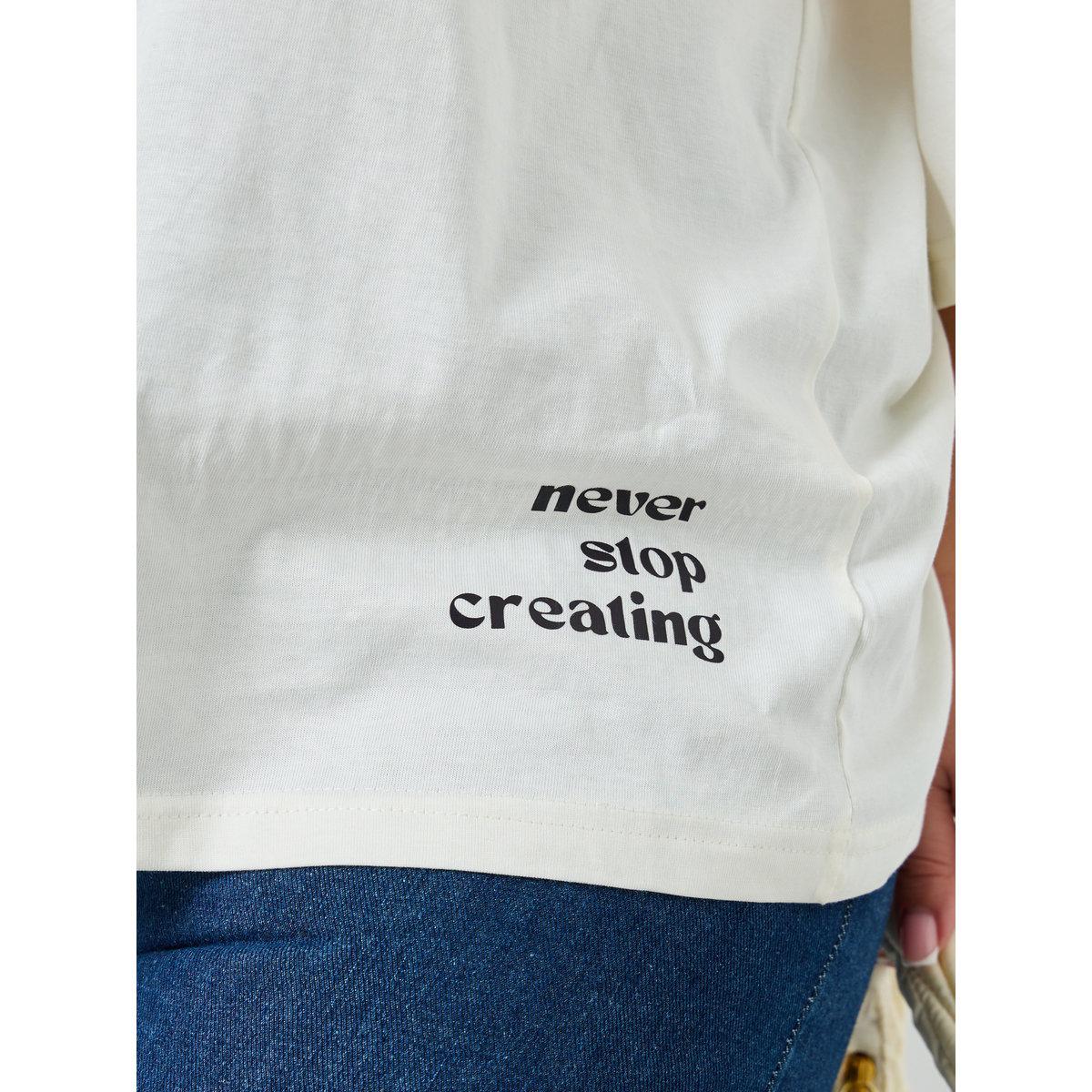 تيشيرت بطبعة كتابة ومقاس كبير-women-clothing-tshirts-image-4