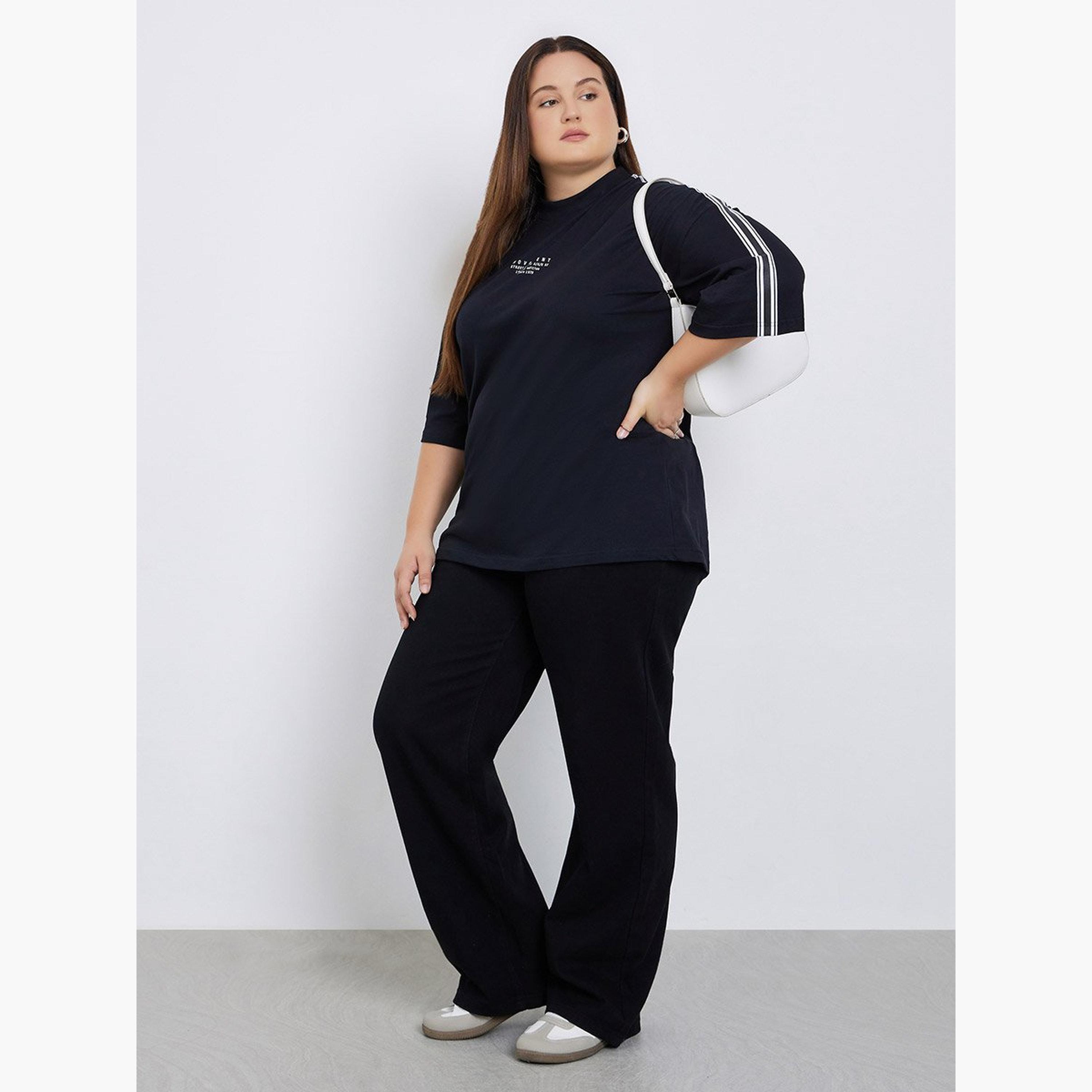 ستايلي - تي شيرت جيرسي قطني بتفاصيل شريط لاصق مقاس كبير-women-clothing-tshirts-image-1