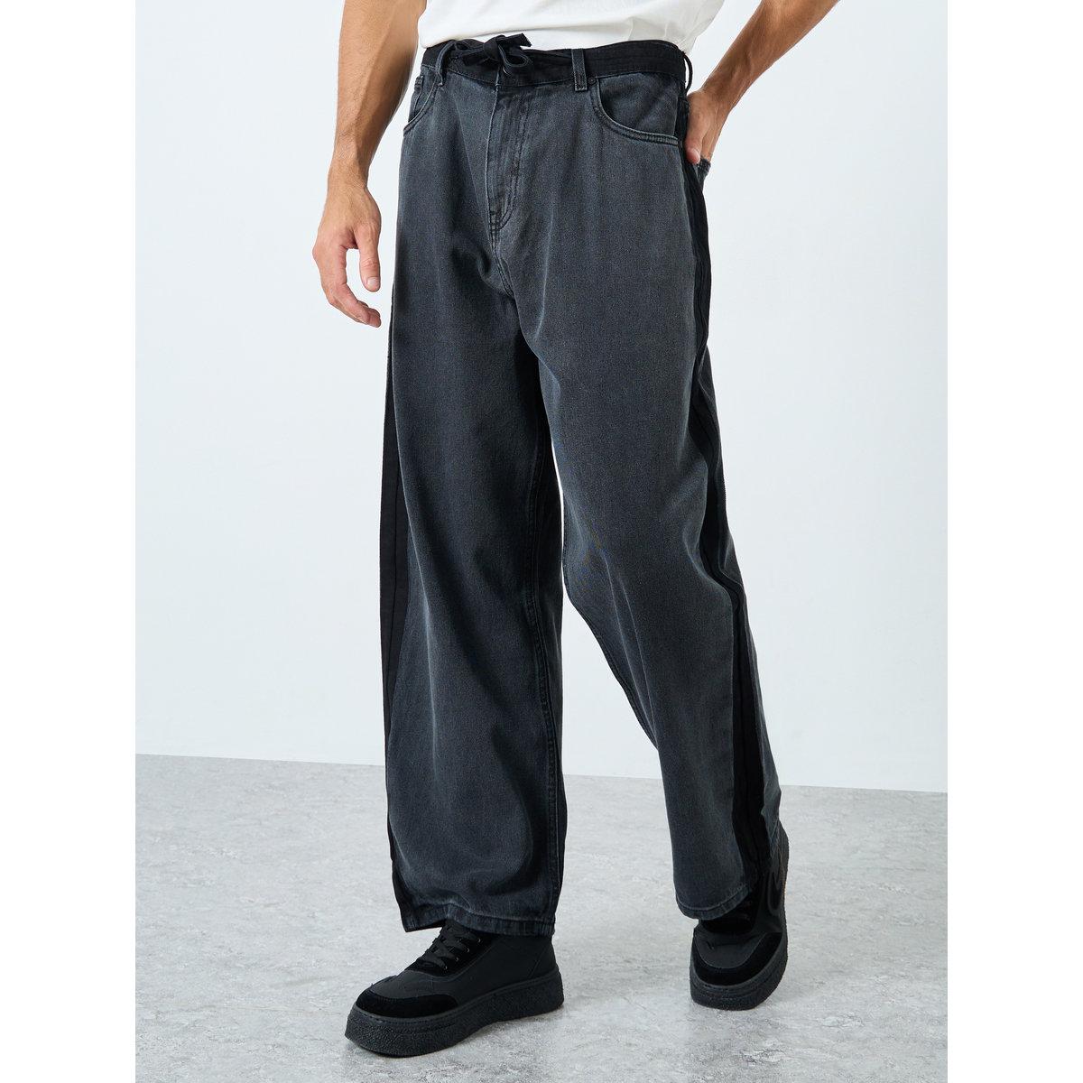 بنطال جينز بتفاصيل خطوط جانبية-men-clothing-bottoms-jeans-image-1