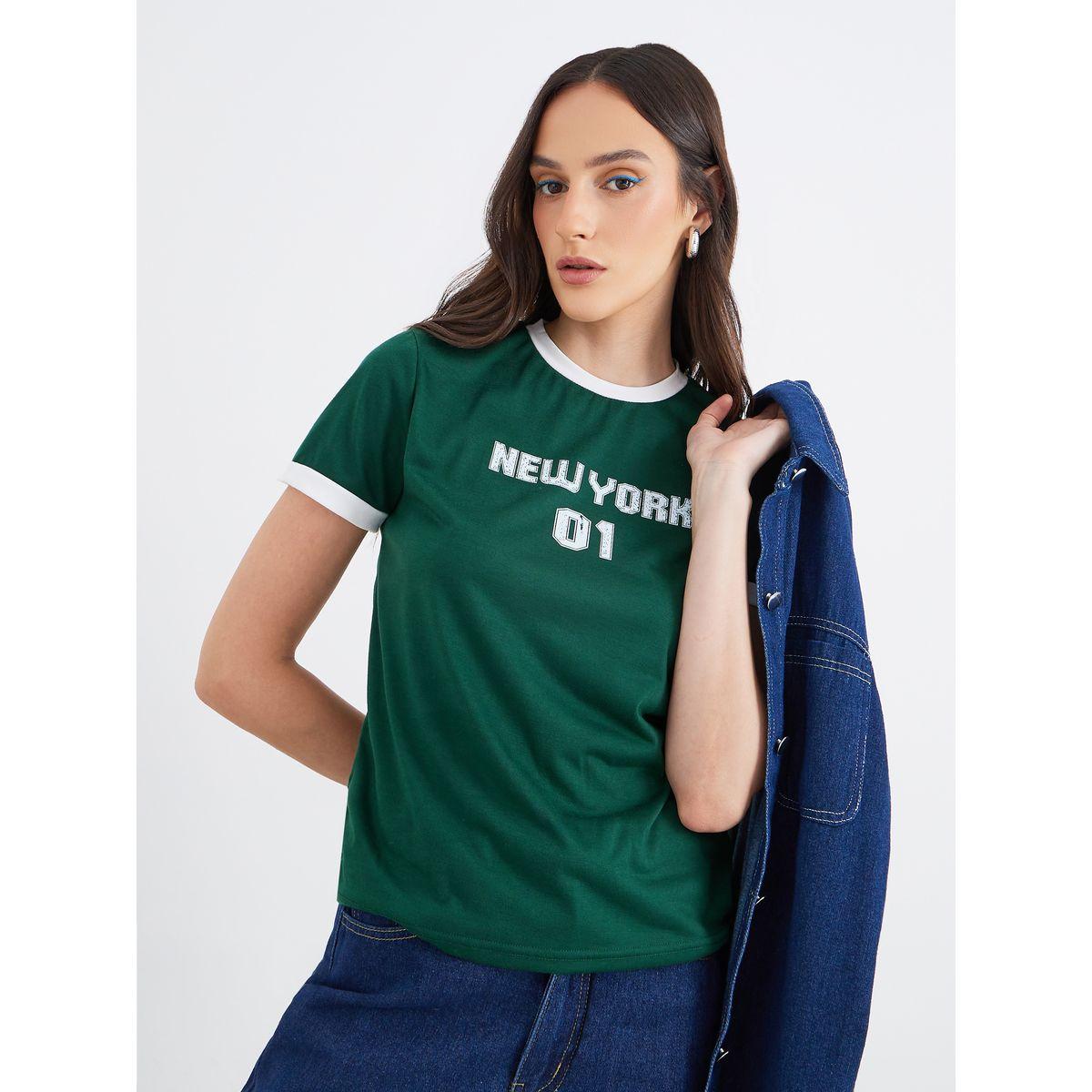 تيشيرت بقصة عادية وطبعة كتابة مع تفاصيل مُتباينة-women-clothing-tshirts-image-1