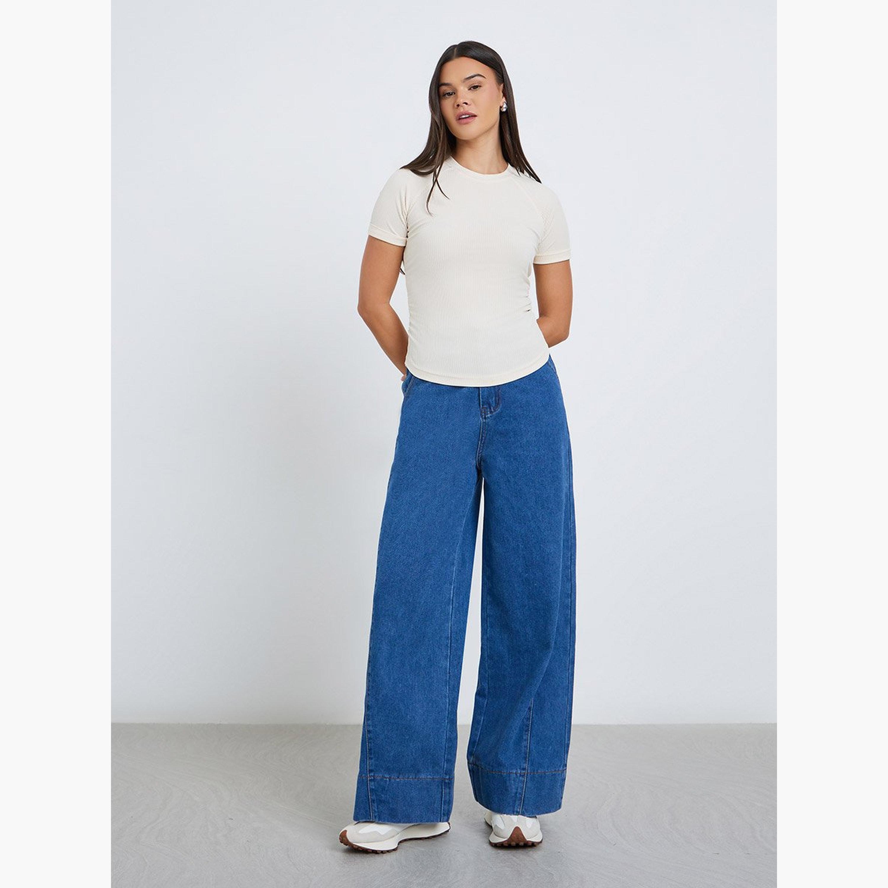 ستايلي - تي شيرت للنساء كريمي مضلع ملائم-women-clothing-tshirts-image-2