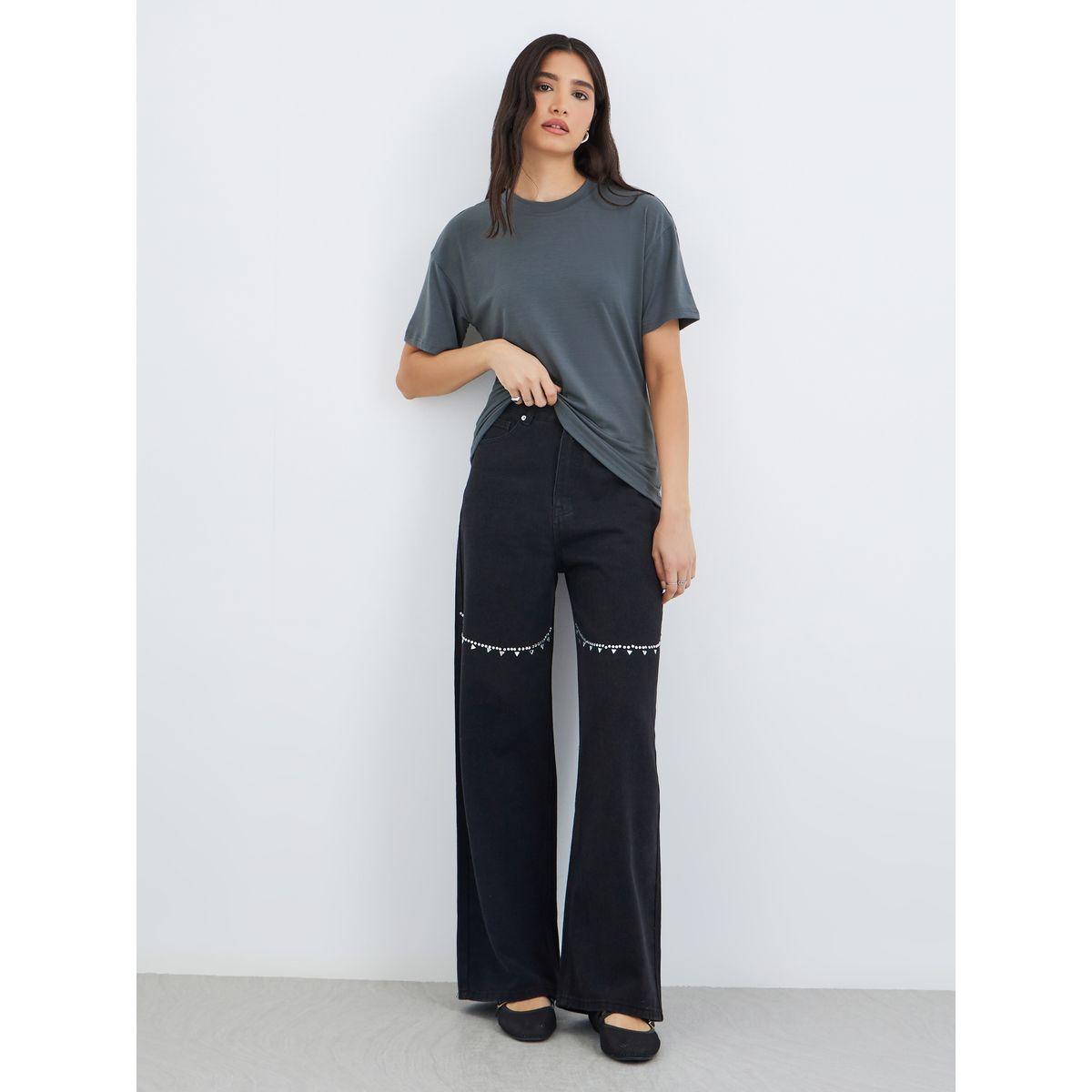 Styli Back Split Hem Detail Oversized T-Shirt-women-clothing-tshirts-image-2