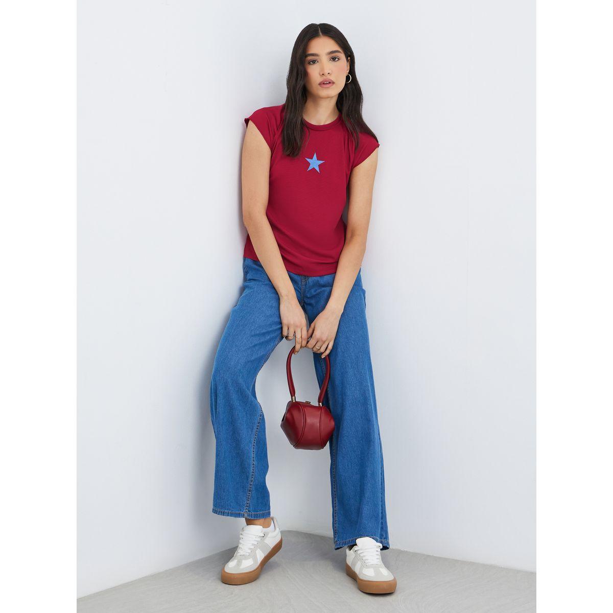 بلوزة بتفاصيل نجمة مُطرزة بأكمام ريجلان قصيرة-women-clothing-shirtsandblouses-blouses-image-2