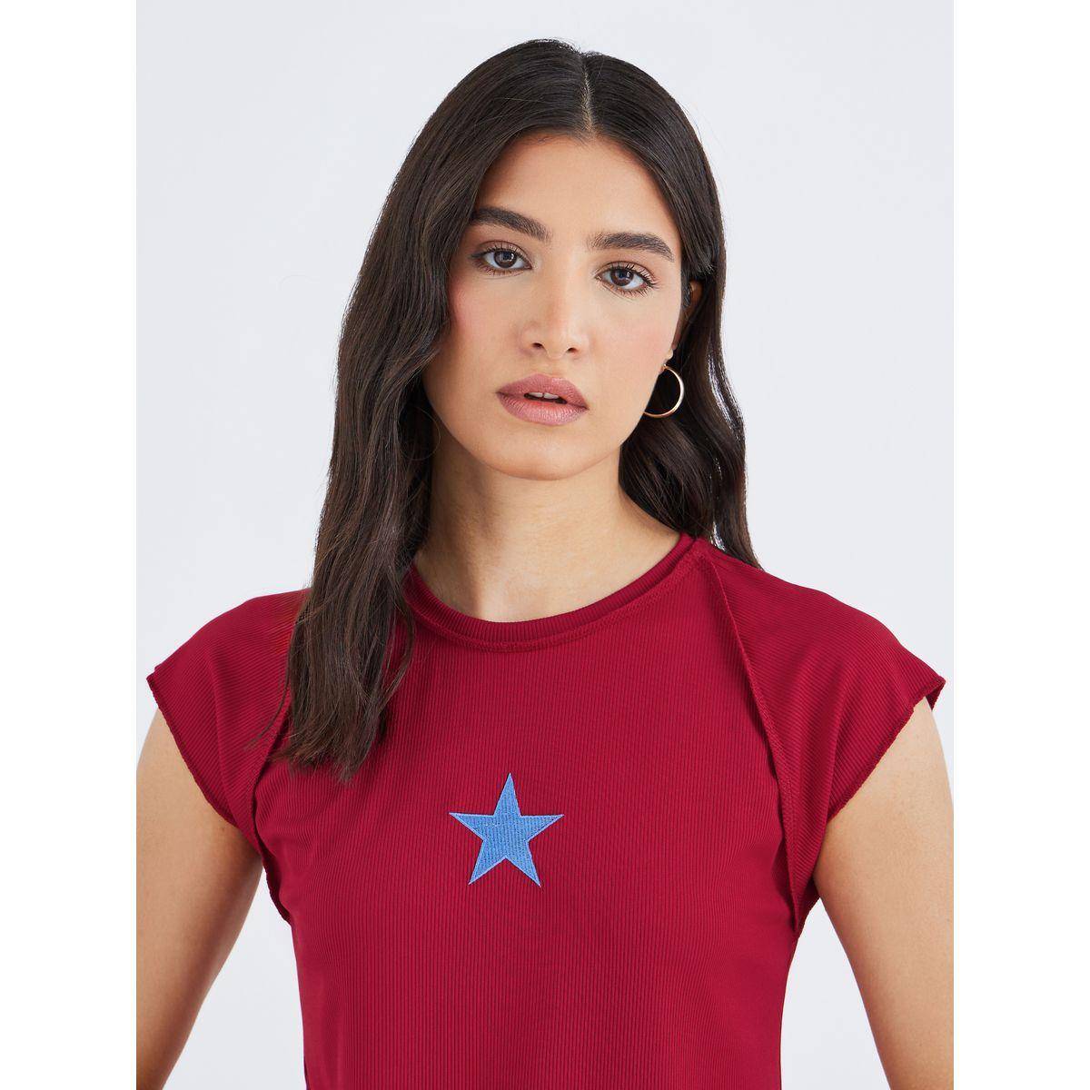 بلوزة بتفاصيل نجمة مُطرزة بأكمام ريجلان قصيرة-women-clothing-shirtsandblouses-blouses-image-3