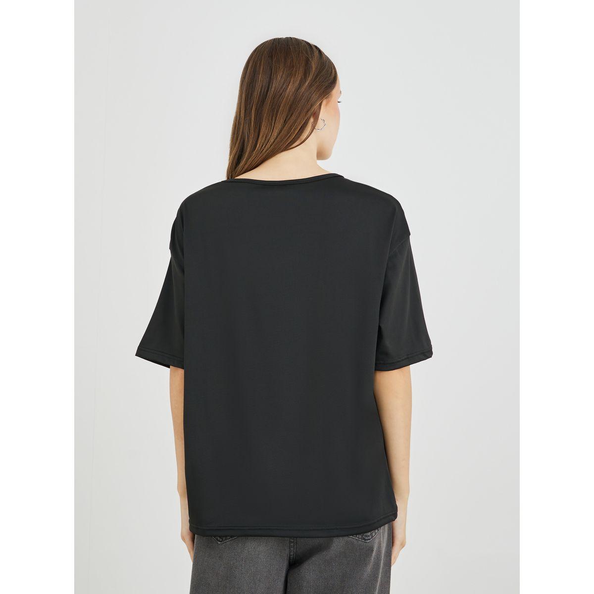 تيشيرت بطبعة كتابة وقصة عادية-women-clothing-tshirts-image-4