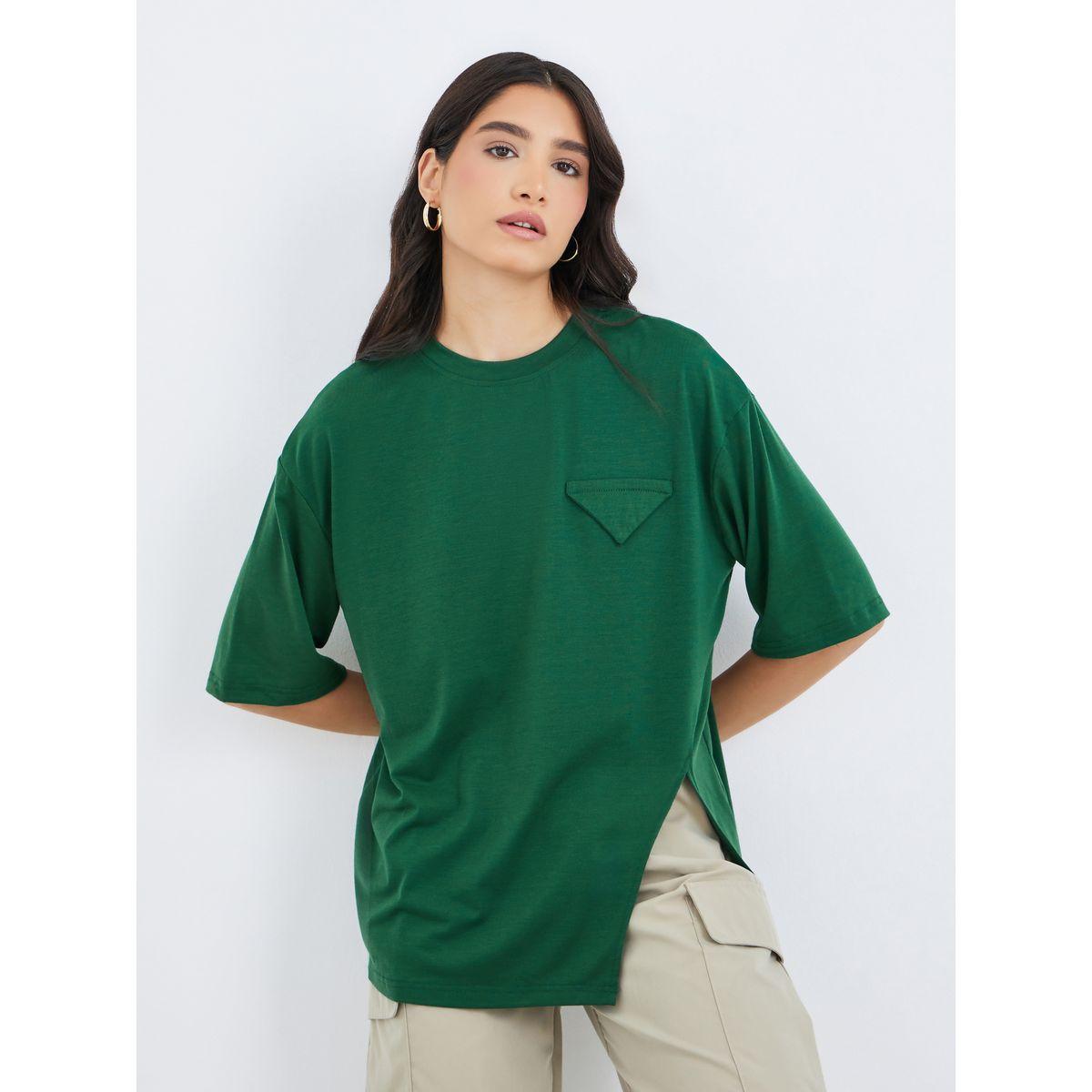 تيشيرت سادة بشق جانبي وقصة عادية-women-clothing-tshirts-image-1