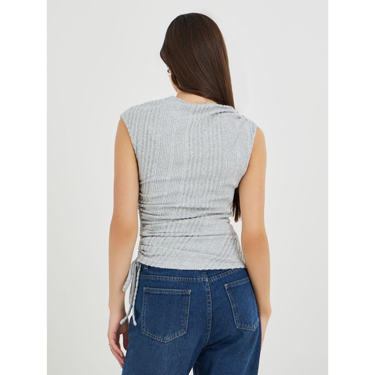 بلوزة محبوكة بدون أكمام مع تفاصيل مزمومة-women-clothing-tshirts-image-5