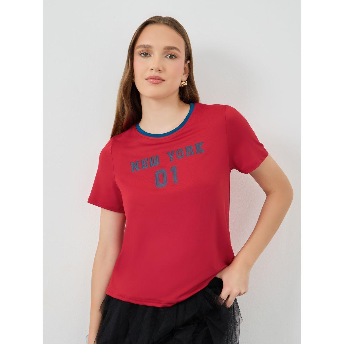 تيشيرت بياقة دائرية وطبعة كتابة-women-clothing-tshirts-image-1