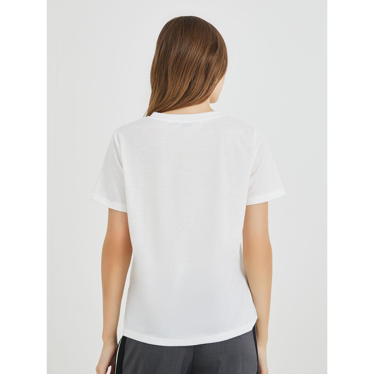 تيشيرت بطبعة كتابة وقصة عادية-women-clothing-tshirts-image-4