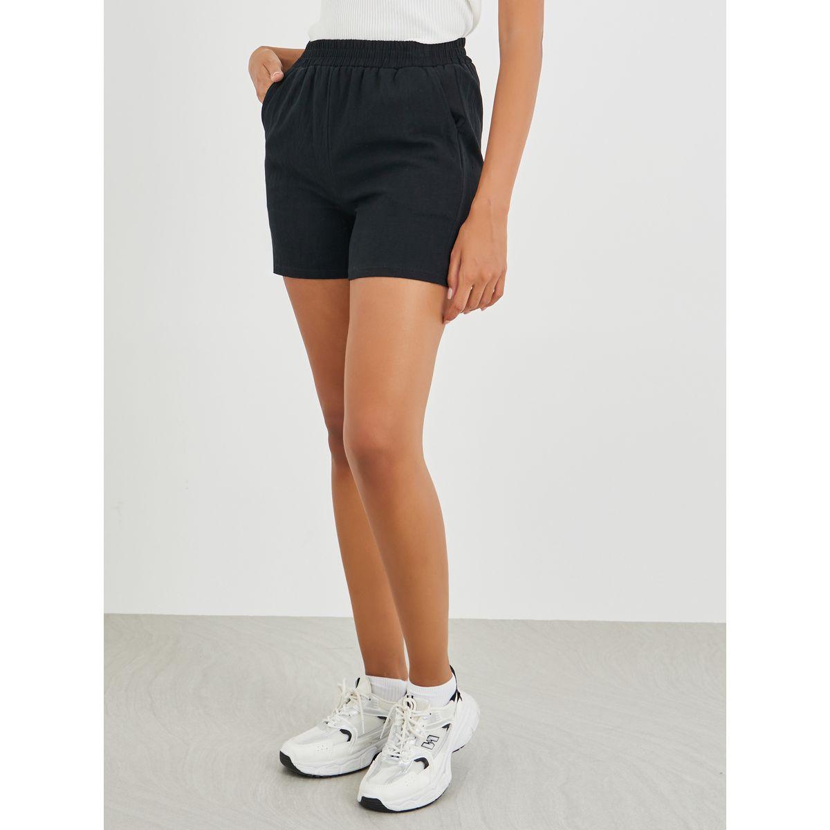 شورت سادة بقصة سائبة وخصر متوسط-women-clothing-bottoms-shorts-image-3
