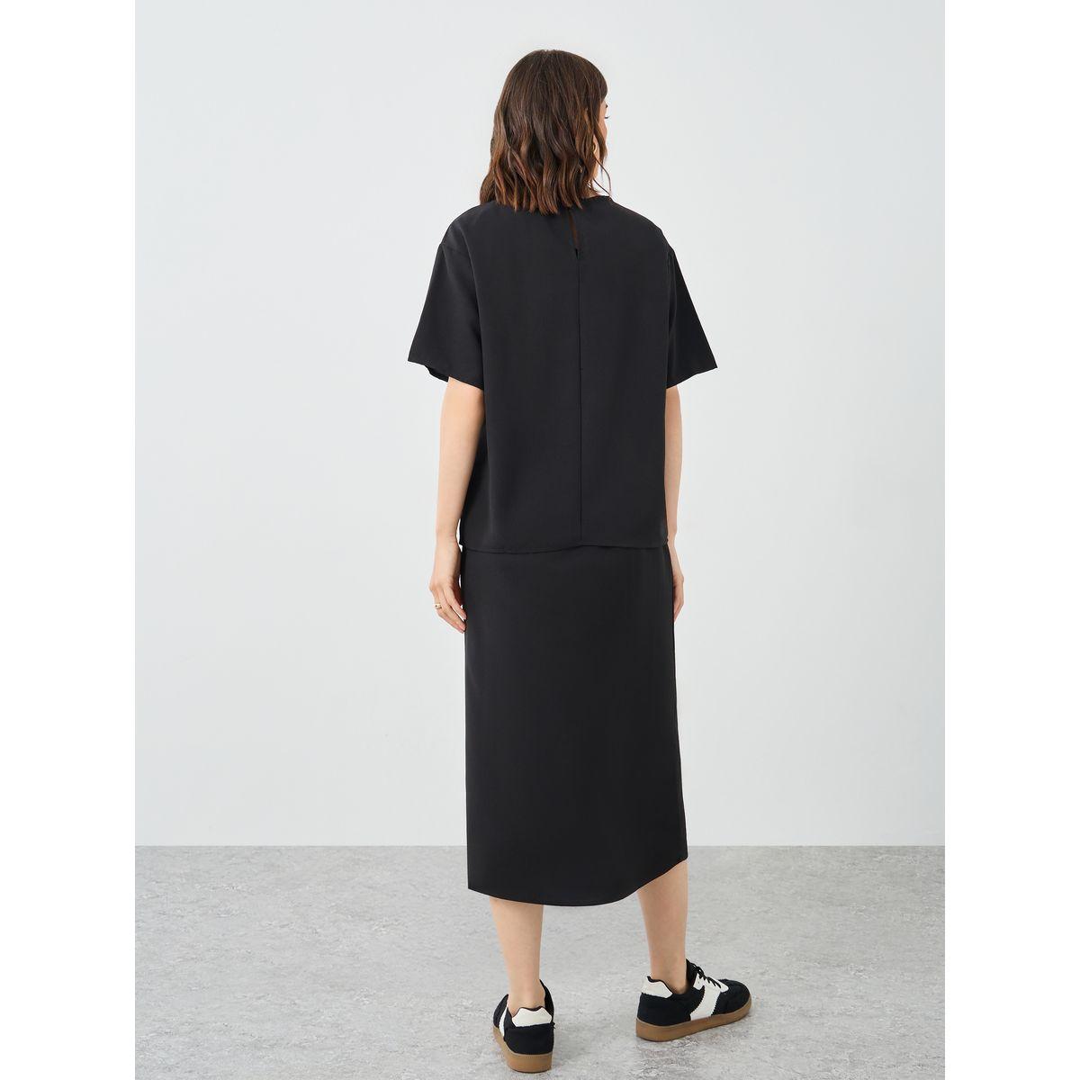 طقم منسق من تنورة ميدي مع قميص سادة بقصة مريحة-women-clothing-coordsets-image-4
