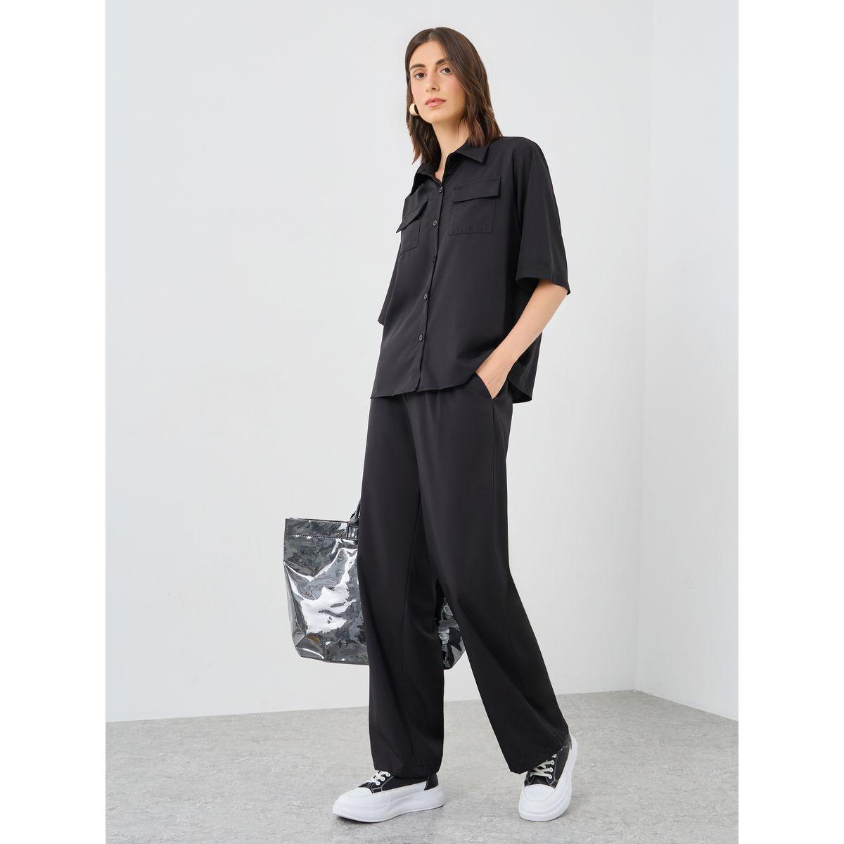 طقم منسق من بنطال مع قميص بأكمام قصيرة وجيب-women-clothing-coordsets-image-1
