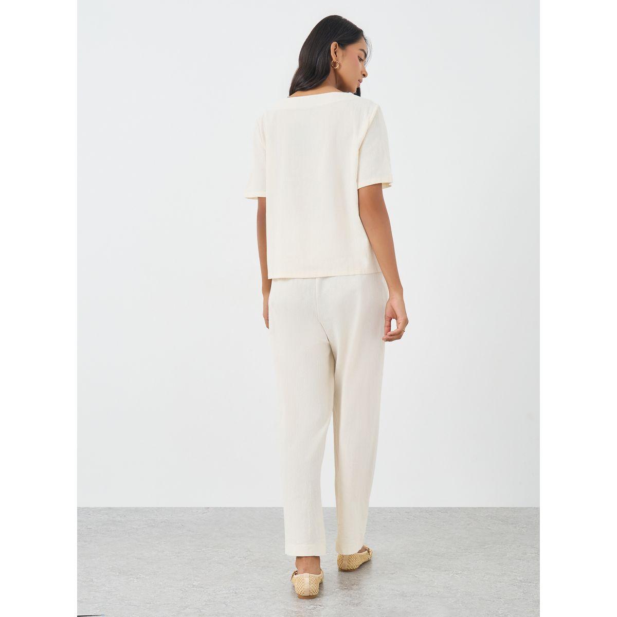 طقم منسق من بنطال وبلوزة بتفاصيل أزرار-women-clothing-coordsets-image-5