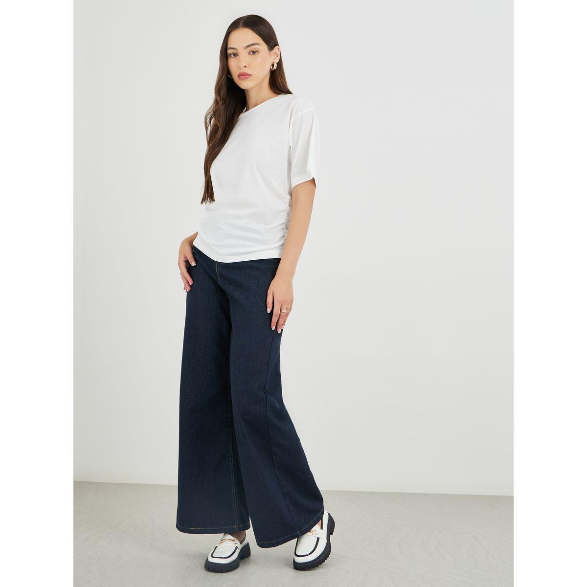 تيشيرت بقصة عادية وتفاصيل مُجمعة-women-clothing-tshirts-image-2