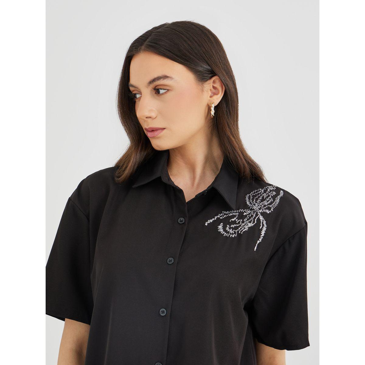طقم منسق من بنطال وبلوزة بتفاصيل مُطرزة-women-clothing-coordsets-image-3