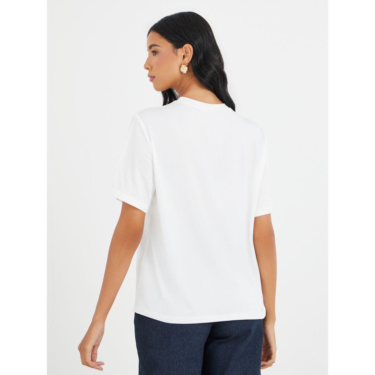 تيشيرت بياقة دائرية مع تفاصيل مُطرزة-women-clothing-tshirts-image-4