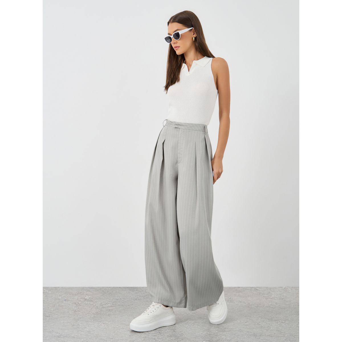 بنطال مخطط بأرجل واسعة وكسرات-women-clothing-bottoms-trousers-image-1