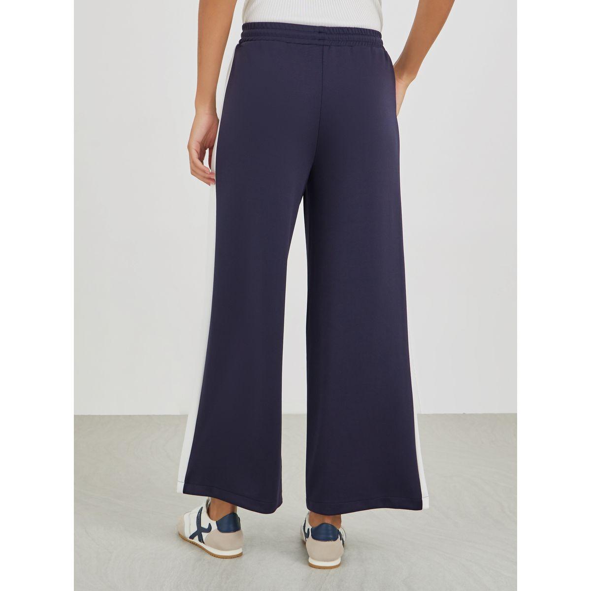 جوغر سكوبا بأرجل واسعة وتفاصيل درزات-women-clothing-bottoms-joggers-image-4
