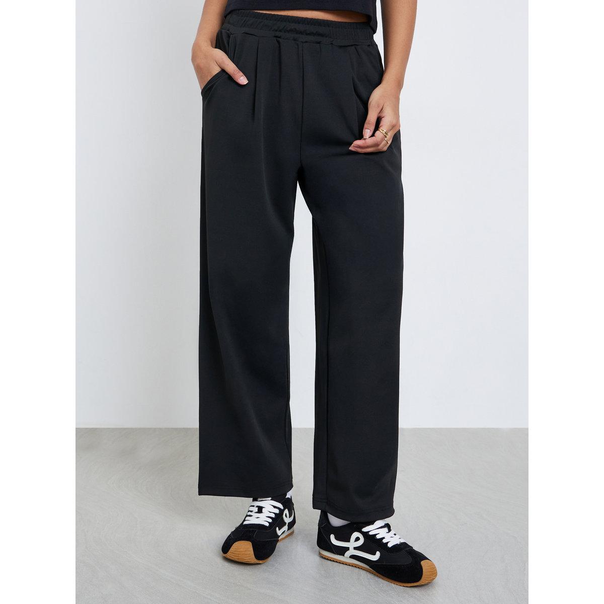 فستان طويل أحمر بأكمام كيب وطيات عنق-women-clothing-bottoms-trousers-image-2
