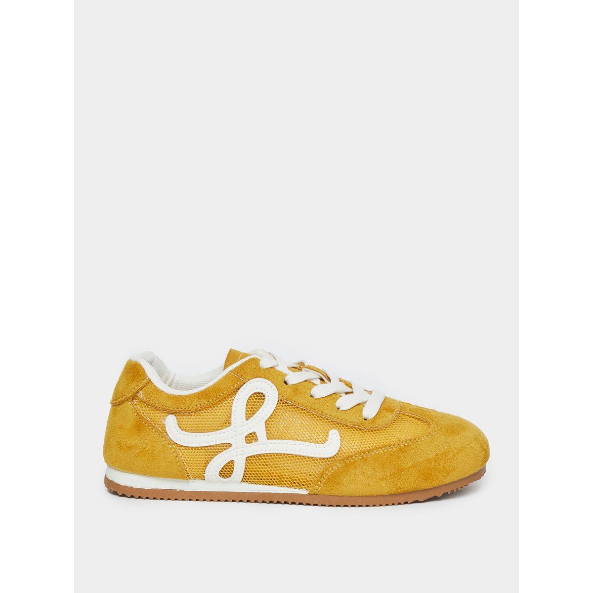 حذاء سنيكرز بأربطة للإغلاق-women-shoes-sneakers-image-1