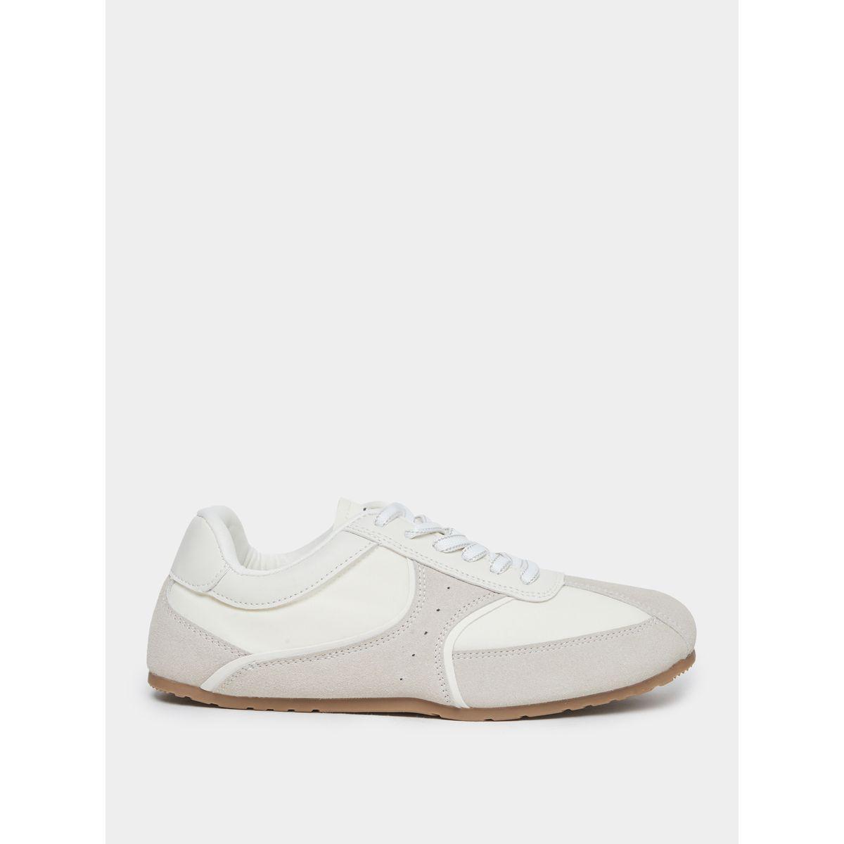 حذاء سنيكرز بأربطة للإغلاق-women-shoes-sneakers-image-1