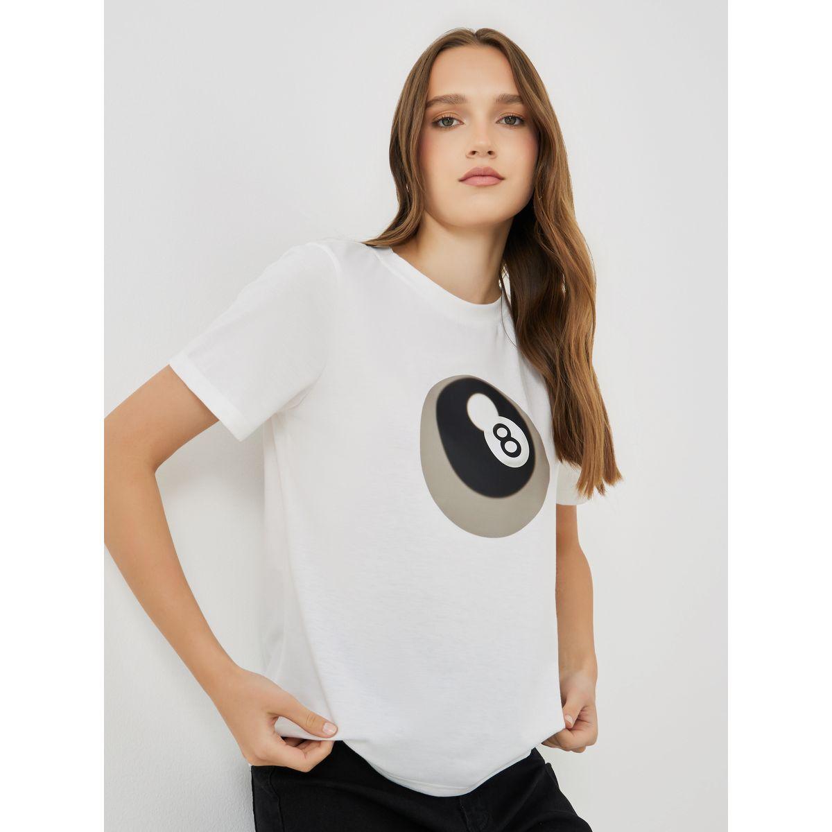 Styli Graphic Print Regular Fit T-Shirt-women-clothing-tshirts-image-1