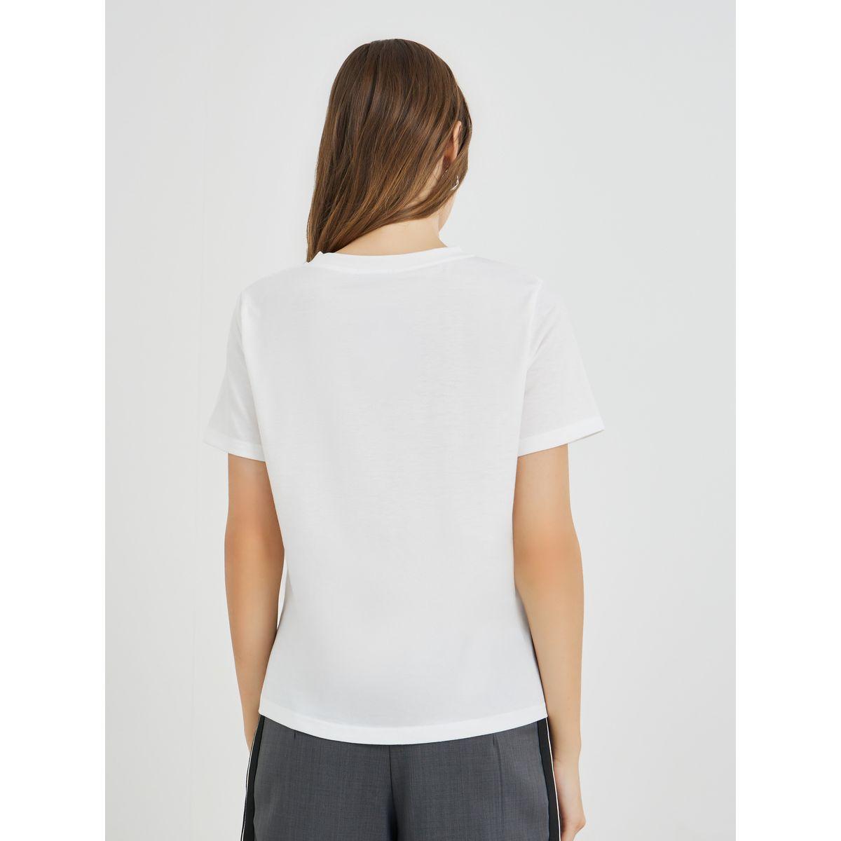 تيشيرت بطبعة كتابة وقصة عادية-women-clothing-tshirts-image-4