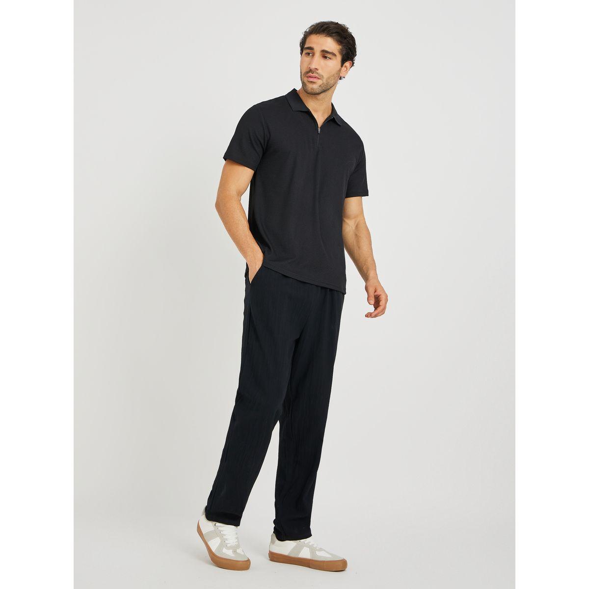 Styli Men Black Solid Drawstring Waist Pocket Detail Relaxed Fit Pants-men-clothing-bottoms-joggers-image-2