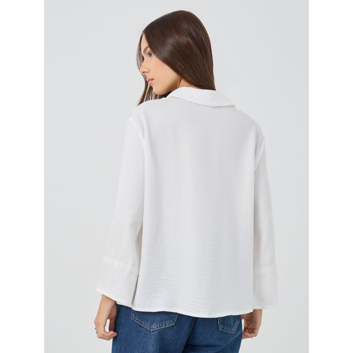 بلوزة سادة بقصة عادية وتفاصيل دانتيل-women-clothing-shirtsandblouses-shirts-image-5