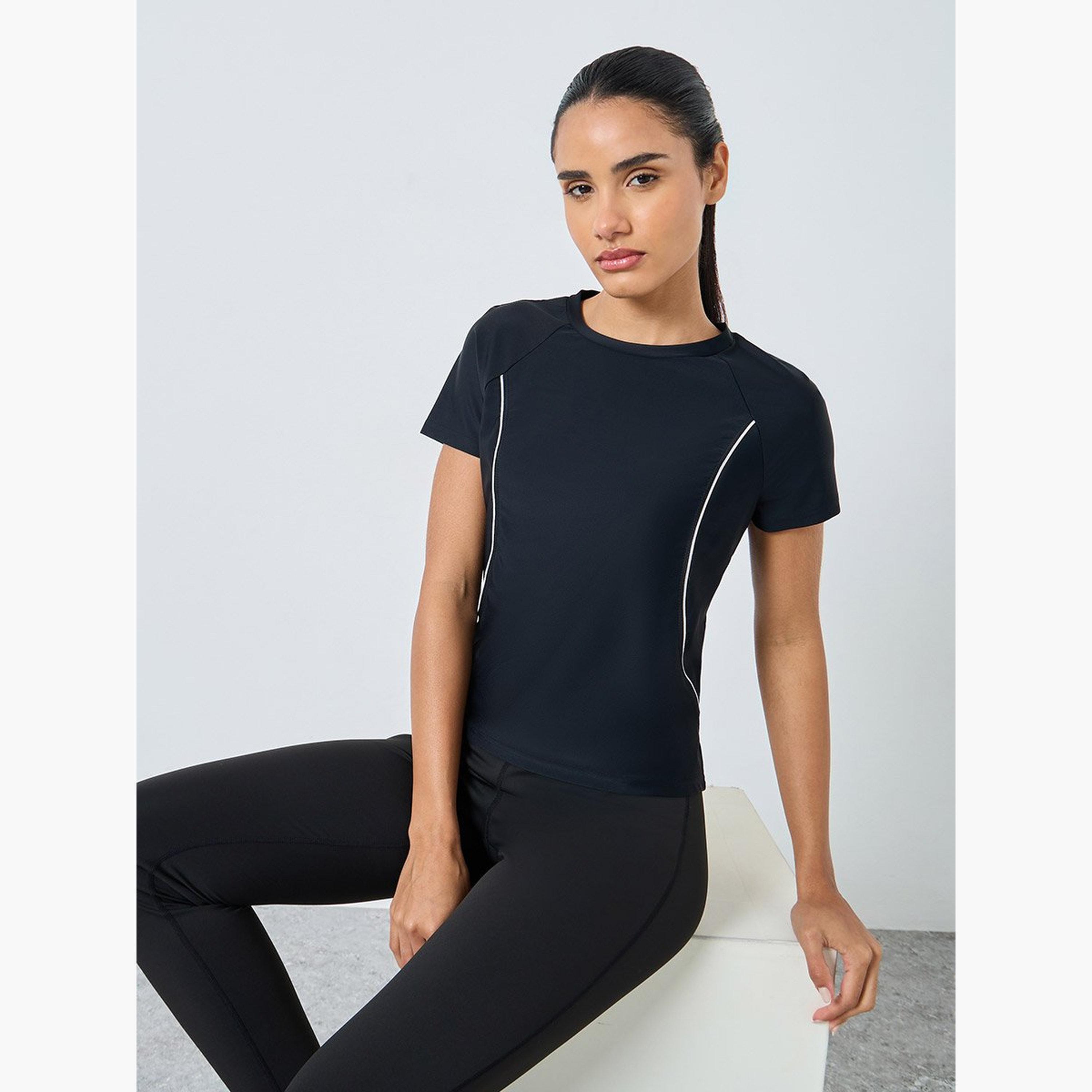 Styli Contrast Seam Front To Back Stripe Detail Top-women-clothing-sportswearandactivewear-tshirtsandvests-image-1